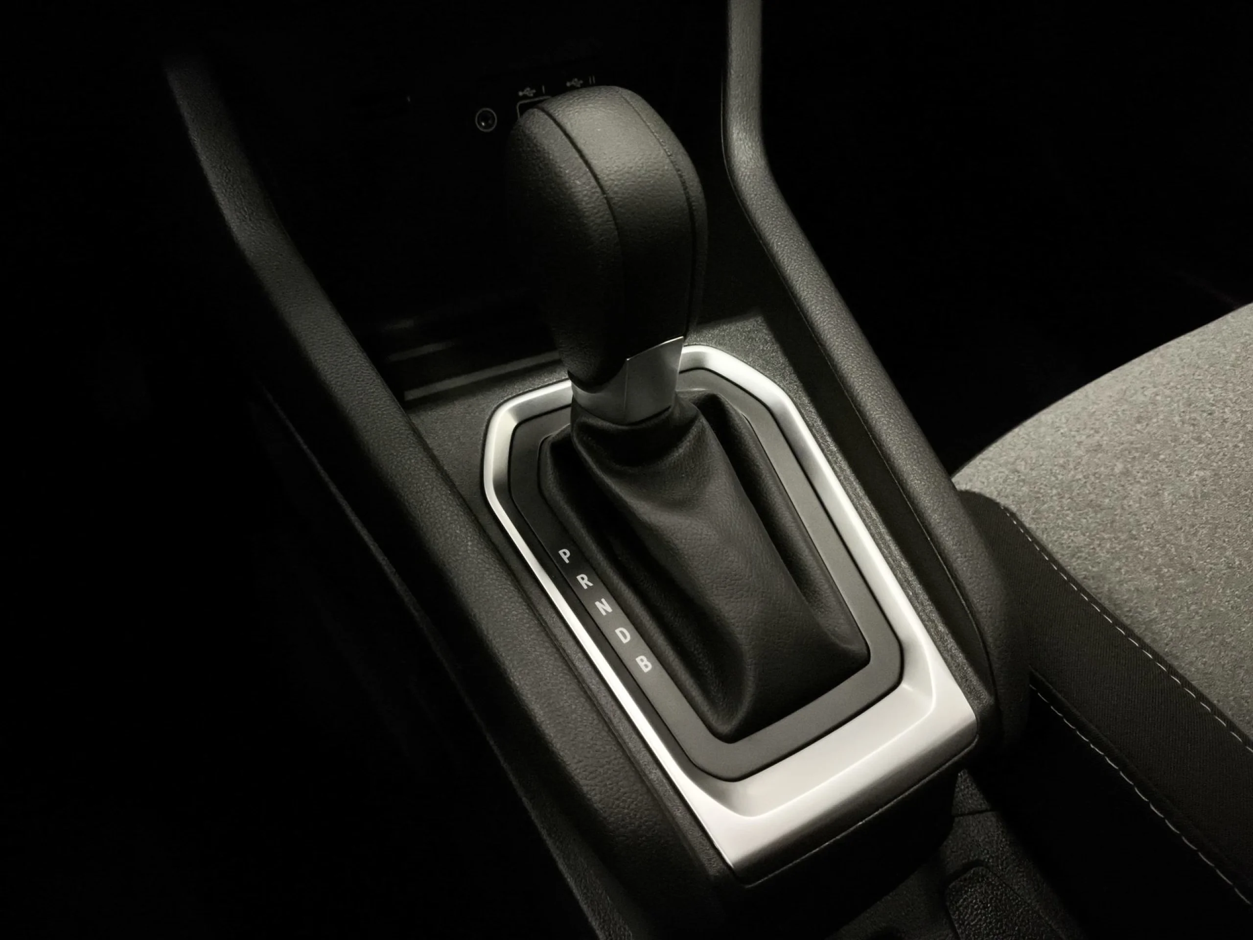 Renault Clio Evolution E-Tech full hybrid 145 105 kW (143 CV) - Foto 18