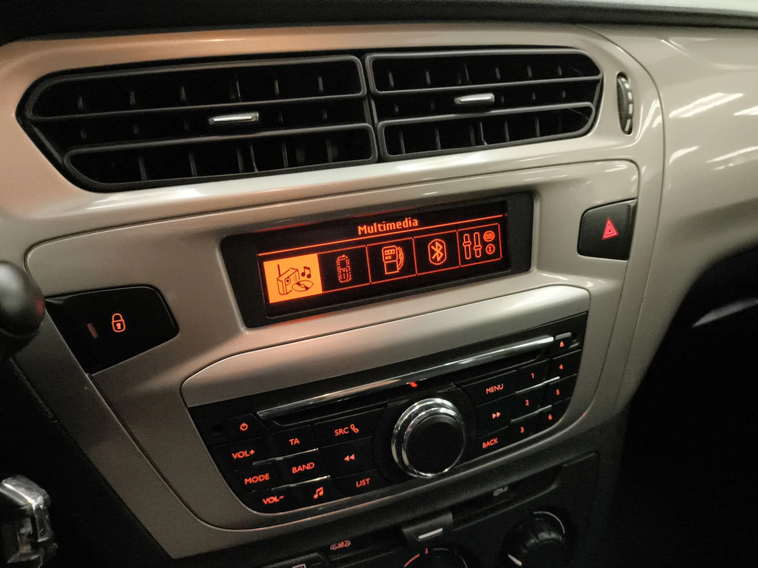 Citroen C-Elysee PureTech 82 Feel 60 kW (82 CV) - Foto 12