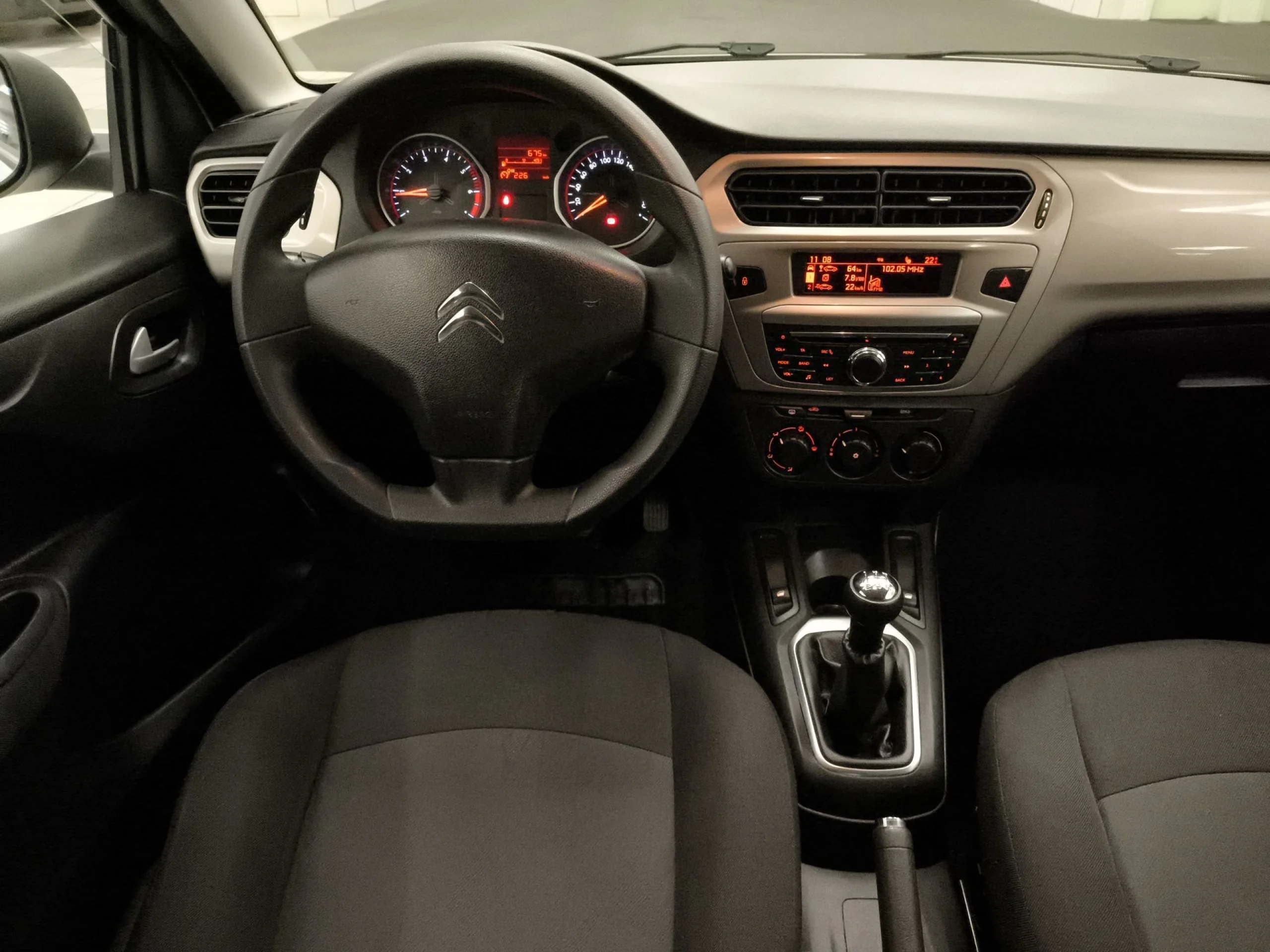 Citroen C-Elysee PureTech 82 Feel 60 kW (82 CV) - Foto 15