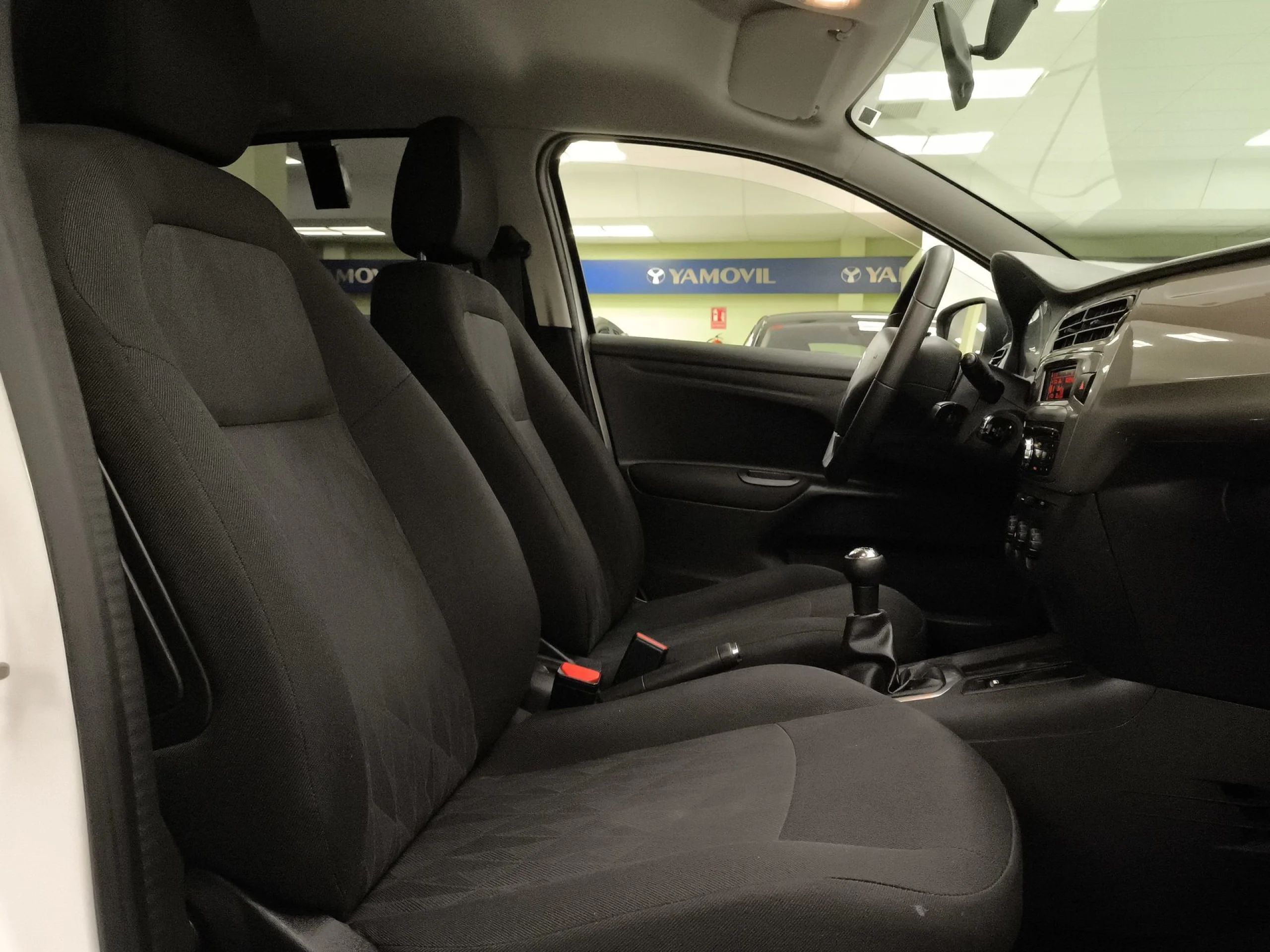 Citroen C-Elysee PureTech 82 Feel 60 kW (82 CV) - Foto 18