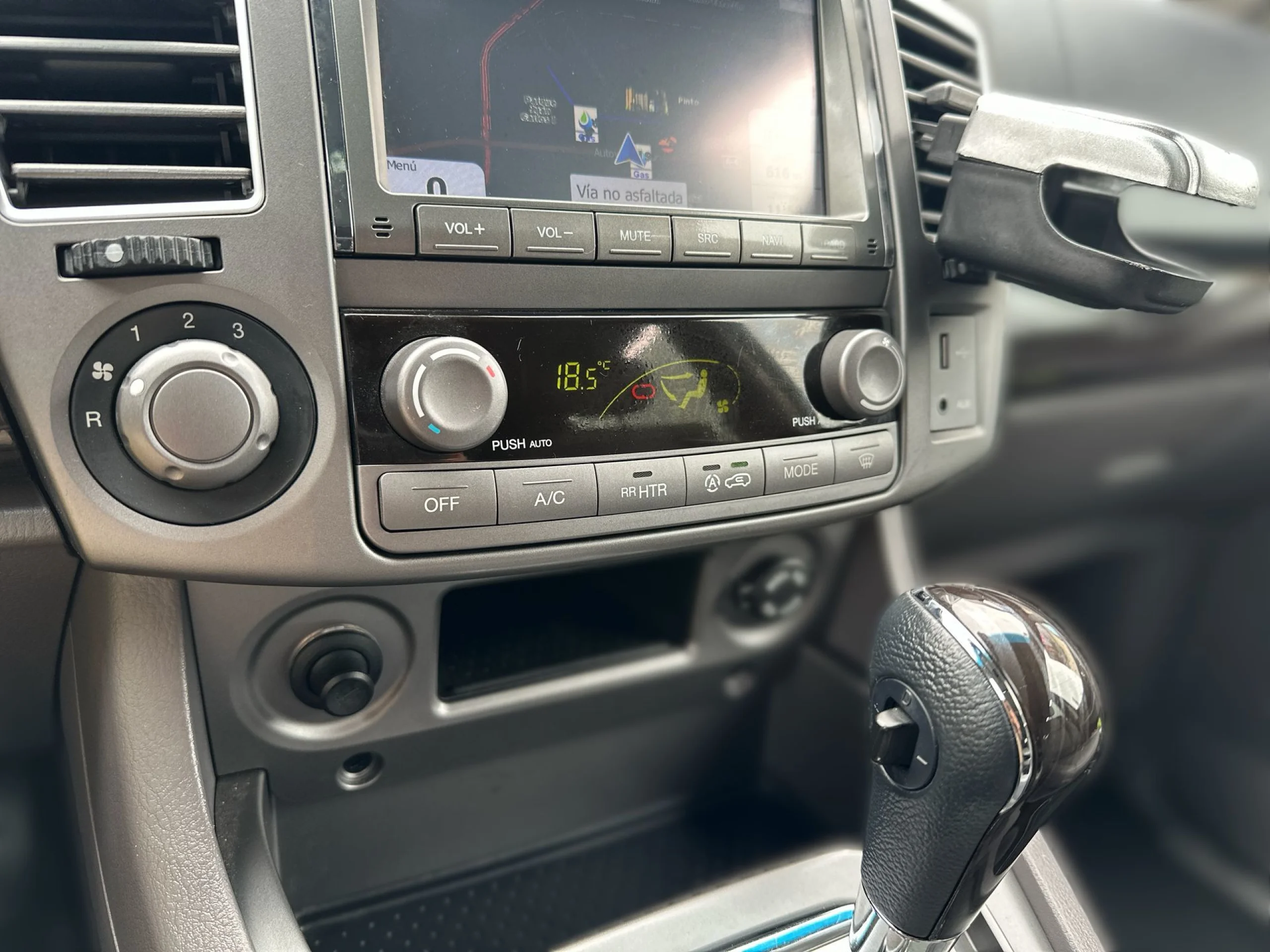 SsangYong Rodius D22T Limited Auto 131 kW (178 CV) - Foto 15