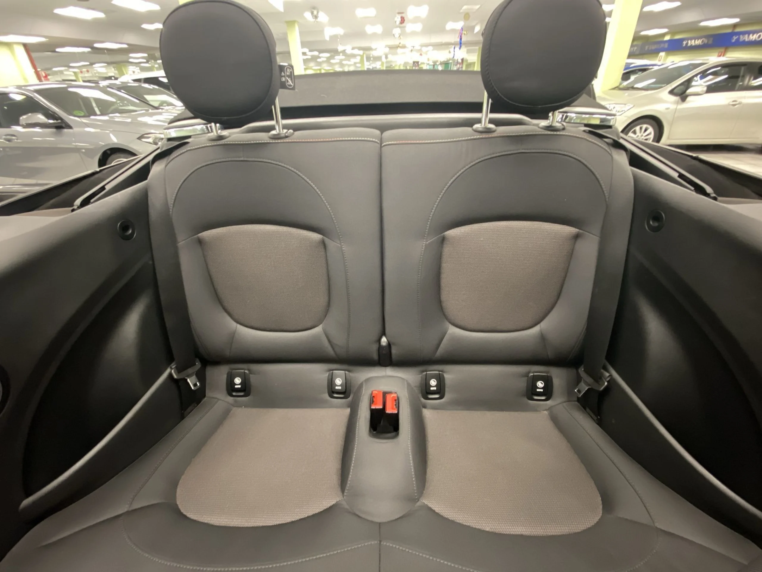 MINI MINI Cabrio Cooper 100 kW (136 CV) - Foto 19