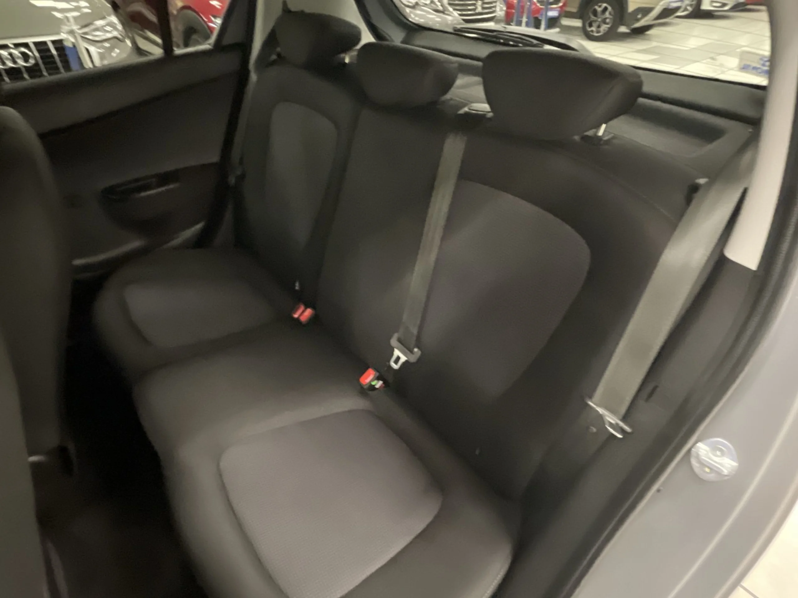 Hyundai I20 1.2 MPI Go 63 kW (85 CV) - Foto 16