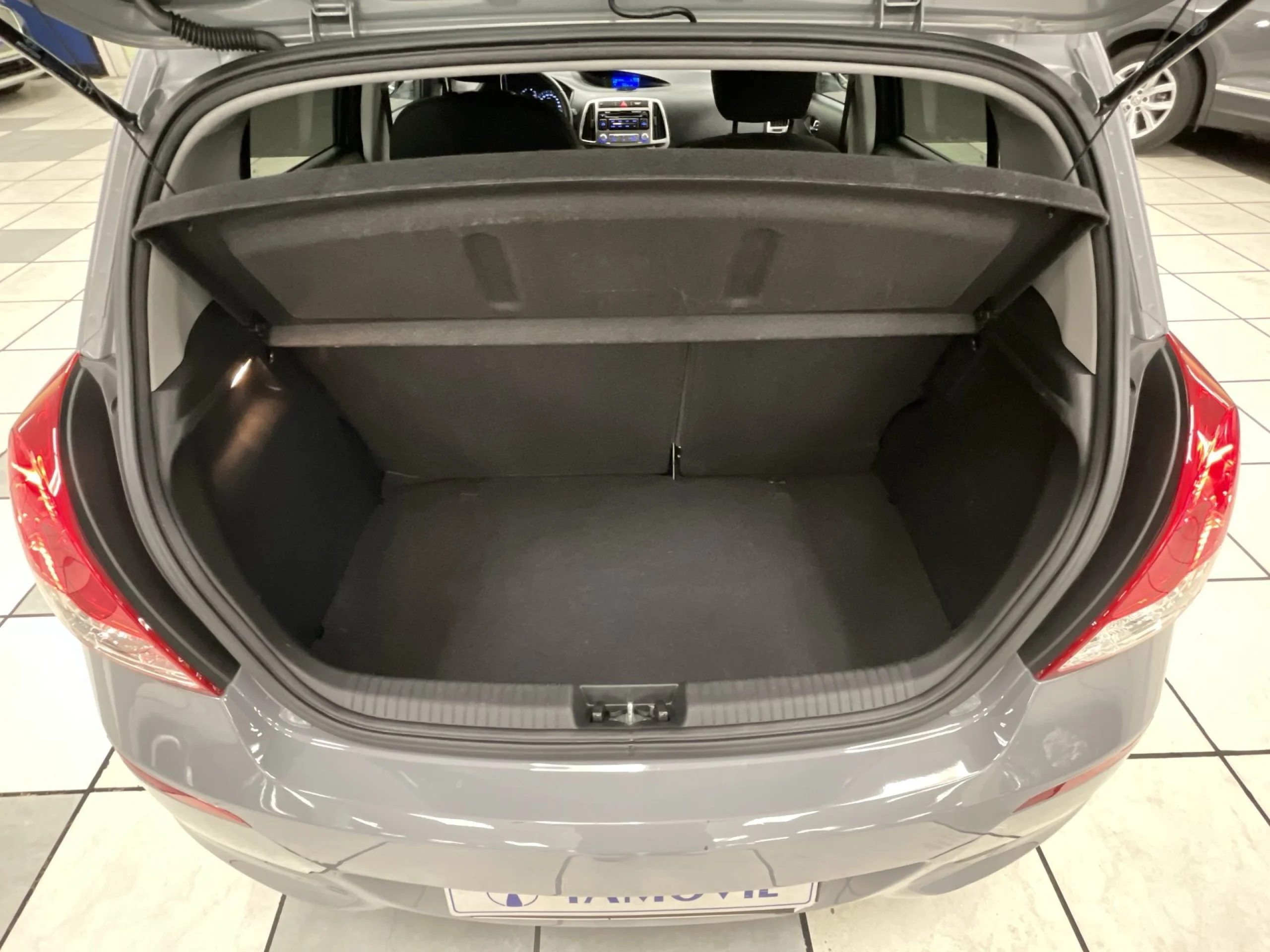 Hyundai I20 1.2 MPI Go 63 kW (85 CV) - Foto 17
