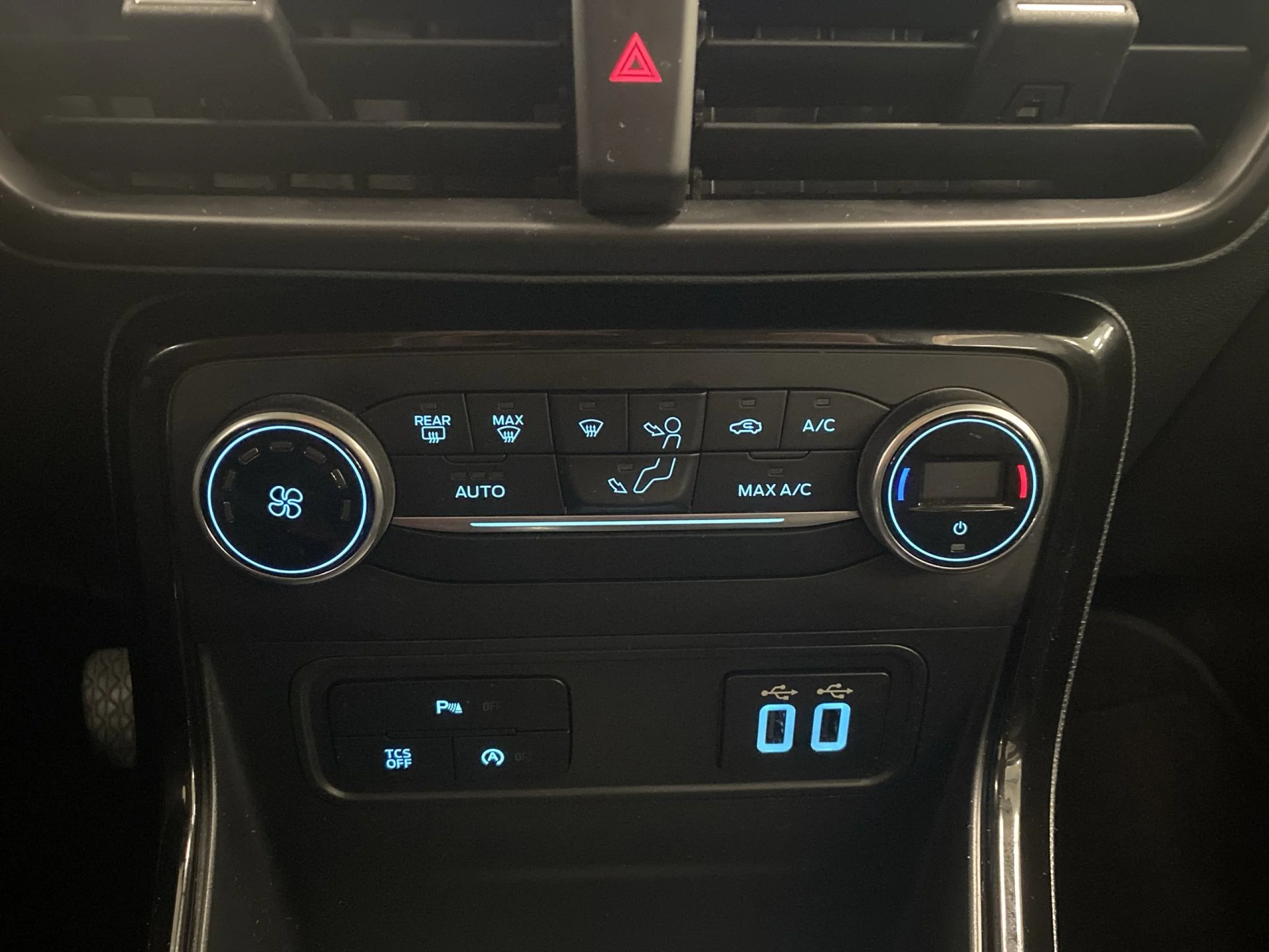 Ford Ecosport 1.0T EcoBoost SANDS Titanium 92 kW (125 CV) - Foto 16
