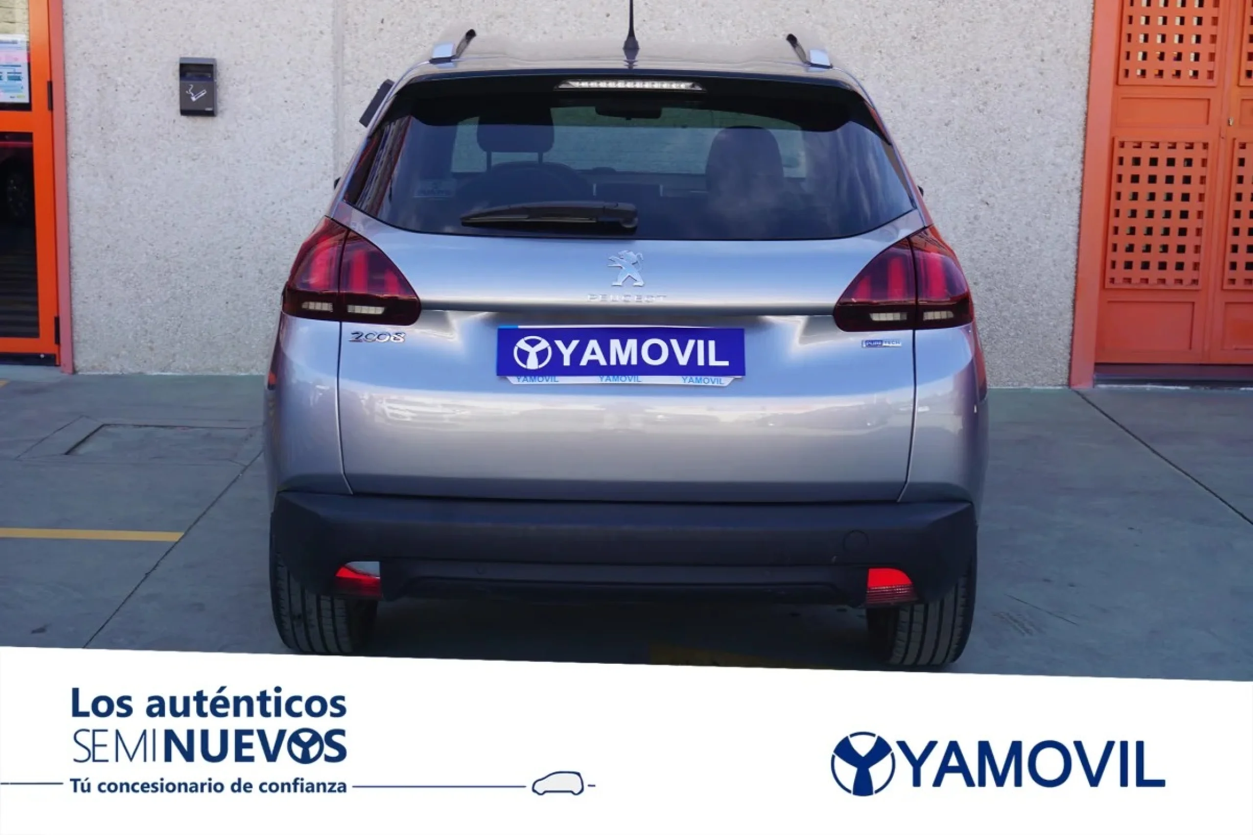 Peugeot 2008 SUV PureTech 110 SANDS Style 81 kW (110 CV) - Foto 5