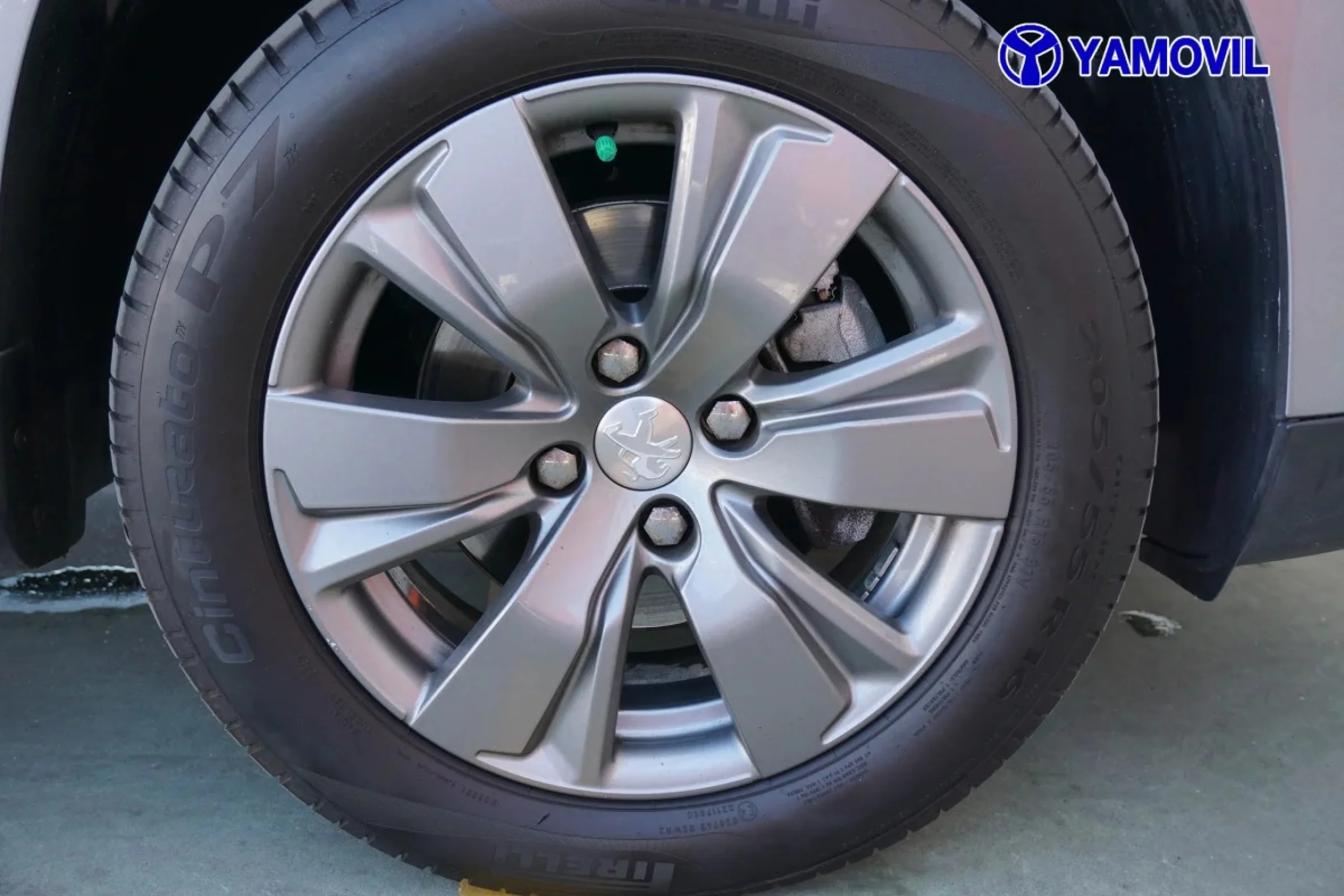 Peugeot 2008 SUV PureTech 110 SANDS Style 81 kW (110 CV) - Foto 9