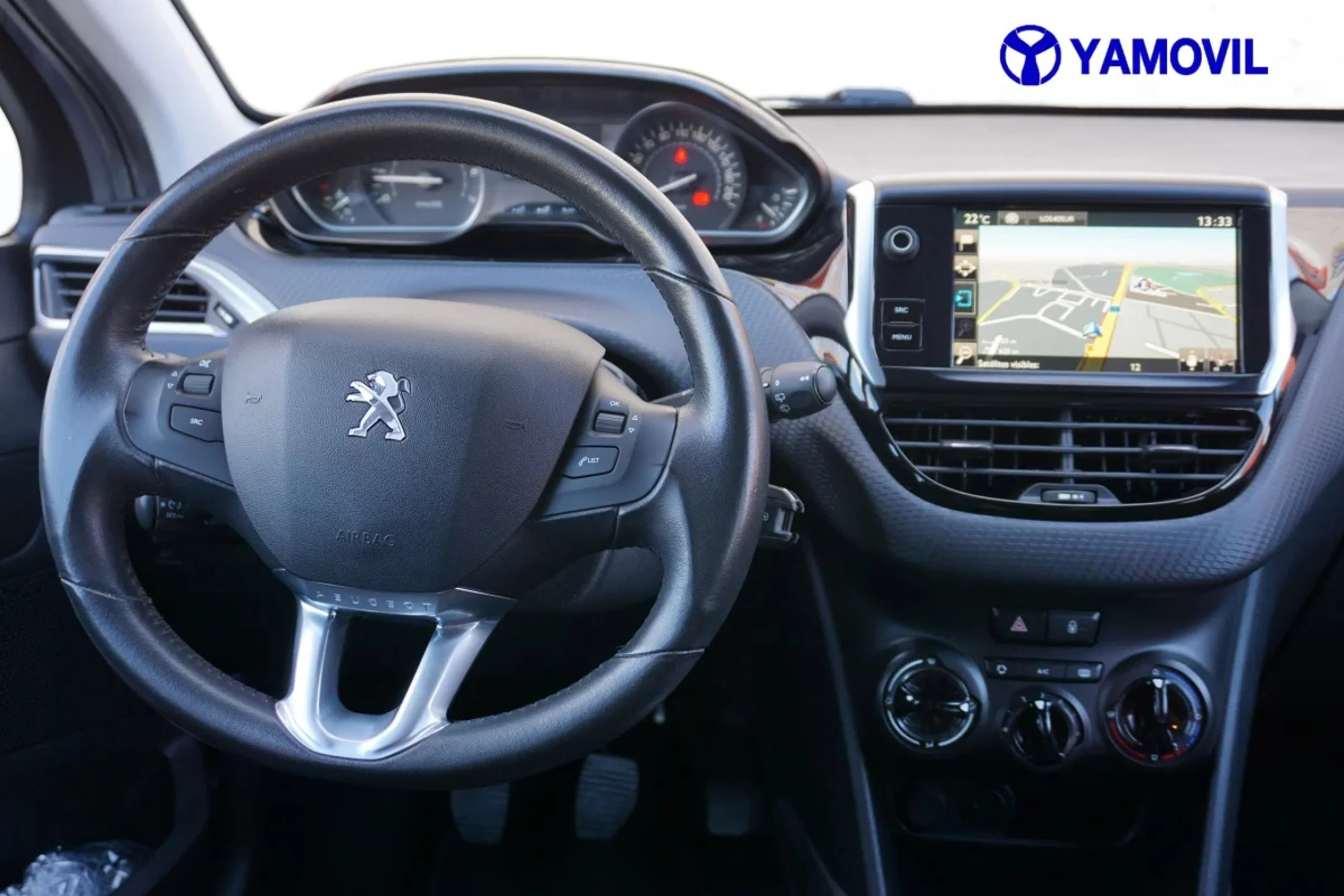 Peugeot 2008 SUV PureTech 110 SANDS Style 81 kW (110 CV) - Foto 17