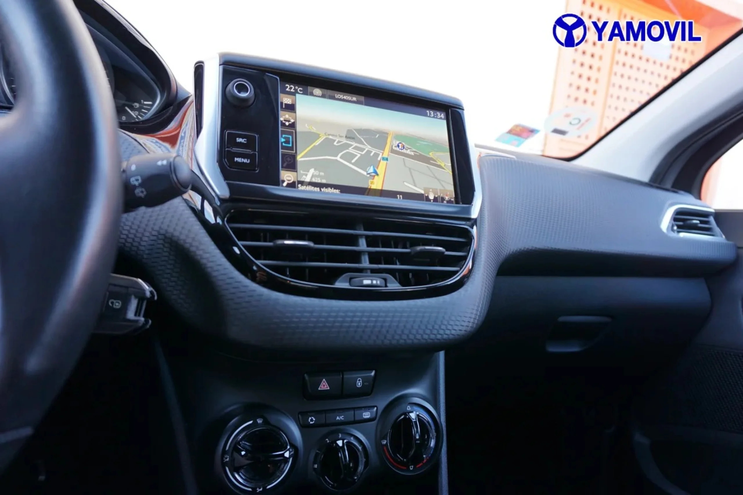 Peugeot 2008 SUV PureTech 110 SANDS Style 81 kW (110 CV) - Foto 24