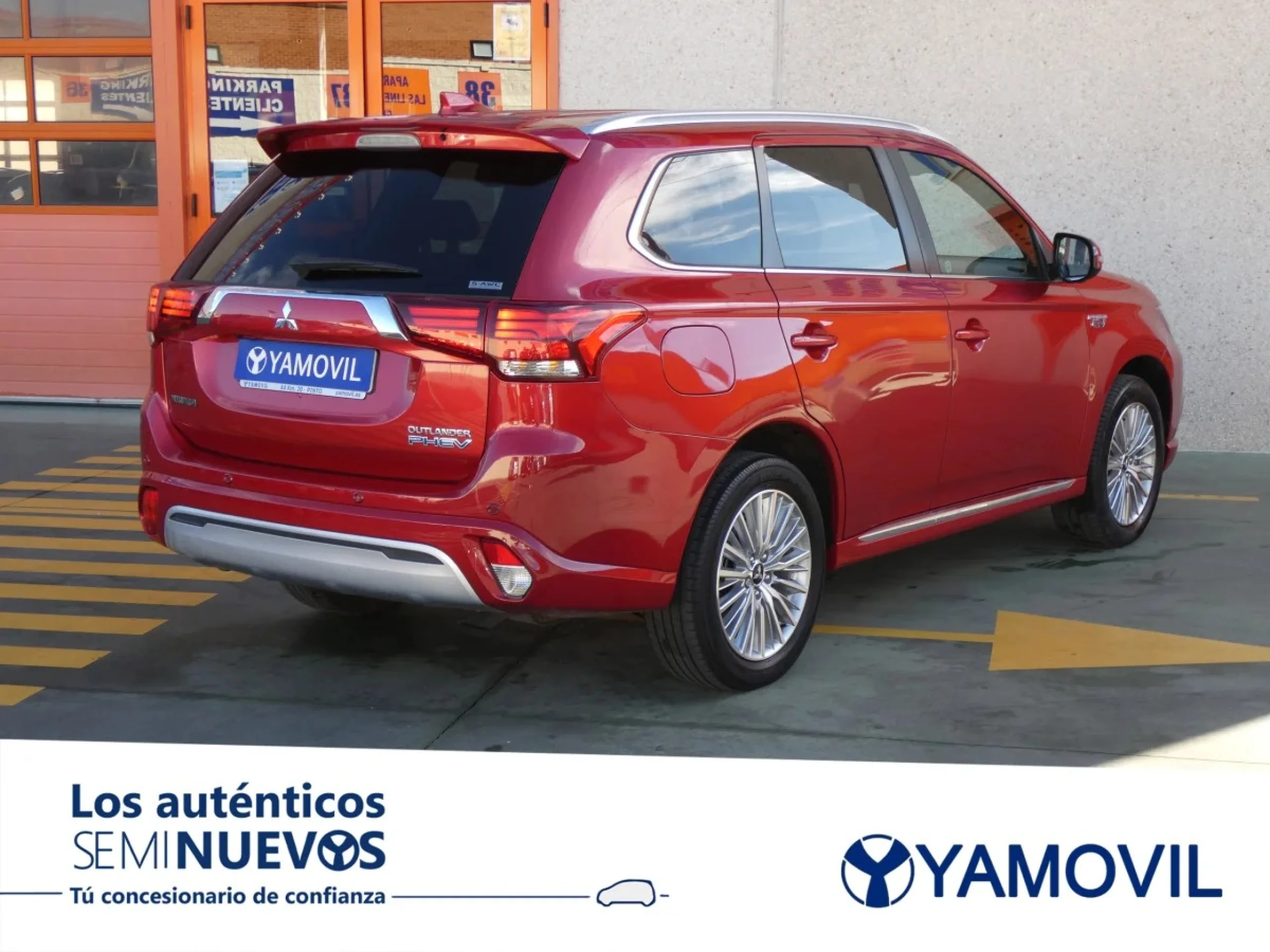 Mitsubishi Outlander 2.4 PHEV Kaiteki 4WD Auto 165 kW (224 CV) - Foto 4