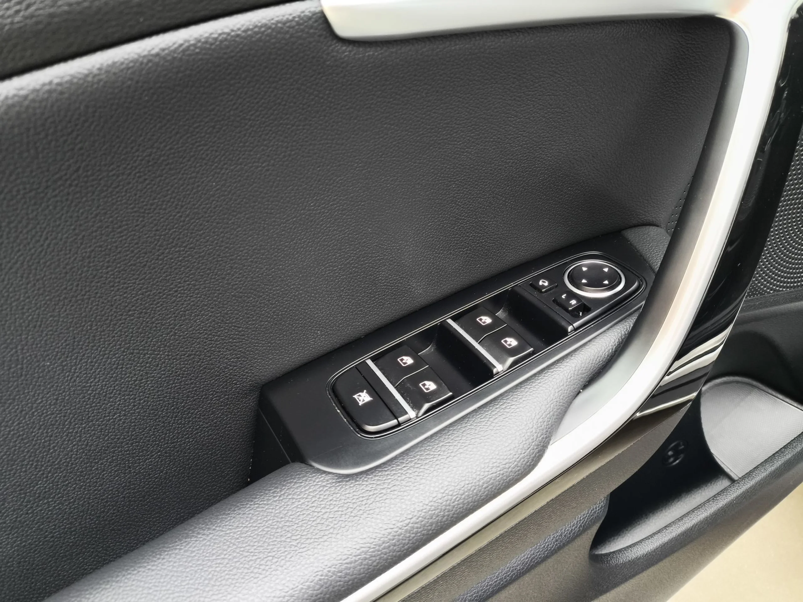 Kia Xceed 1.6 GDi PHEV eMotion 104 kW (141 CV) - Foto 10