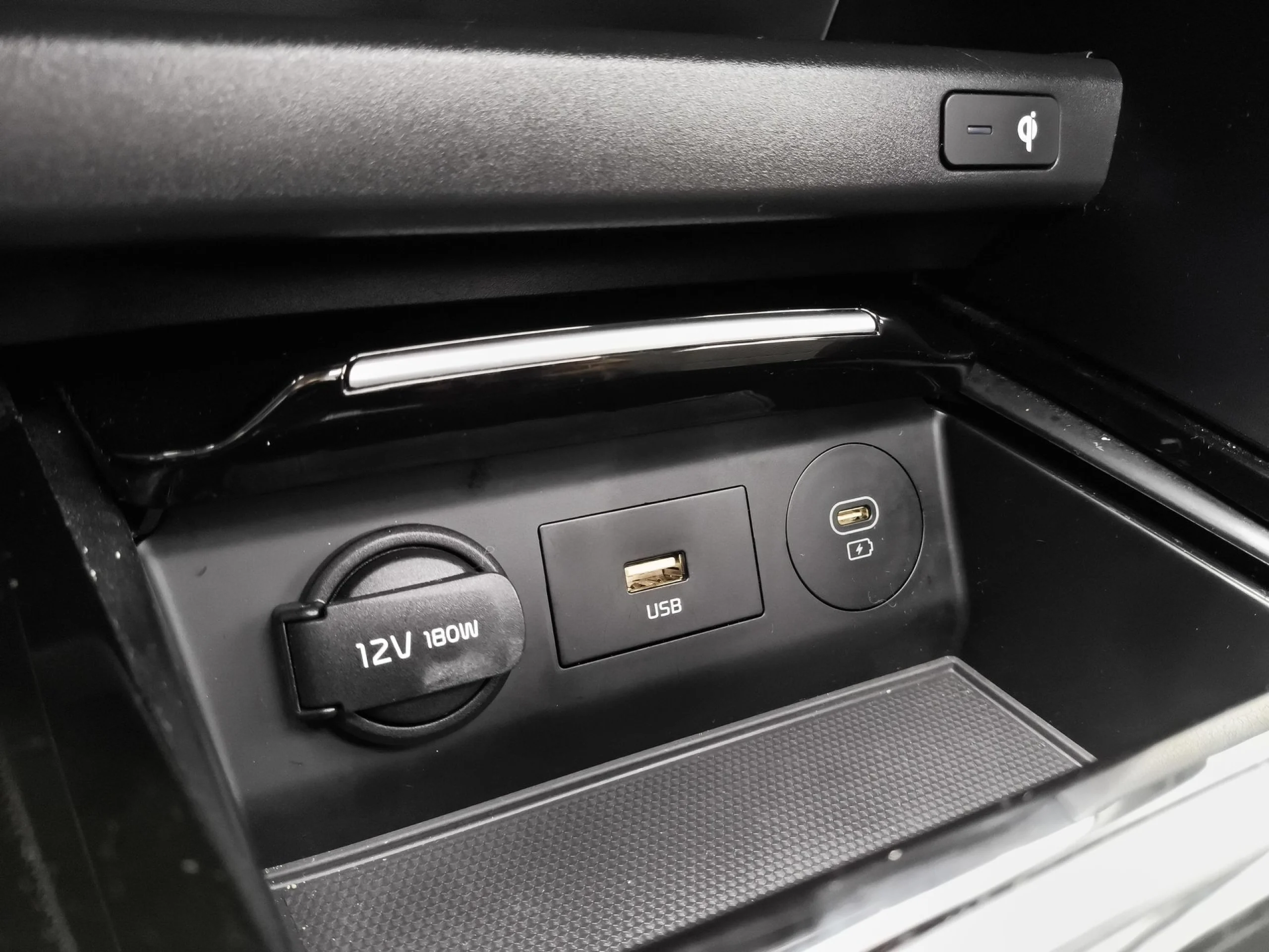Kia Xceed 1.6 GDi PHEV eMotion 104 kW (141 CV) - Foto 25