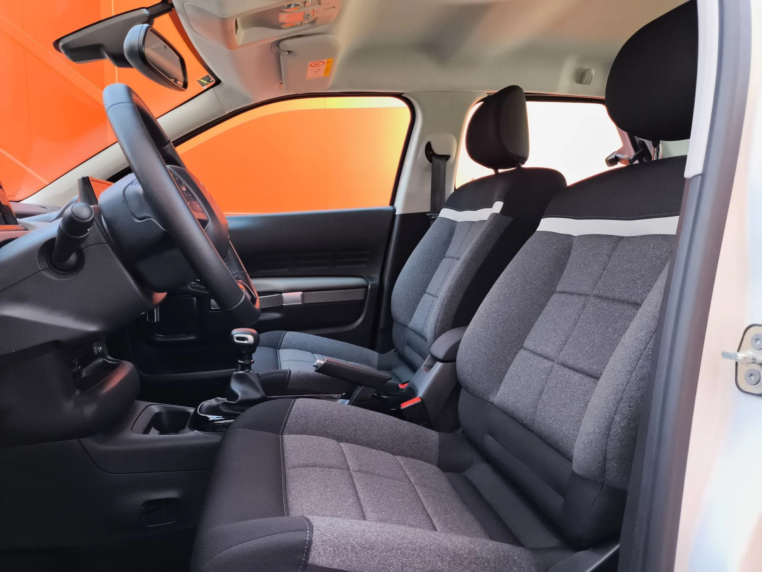 Citroen C4 Cactus PureTech 110 SANDS Feel 81 kW (110 CV) - Foto 8