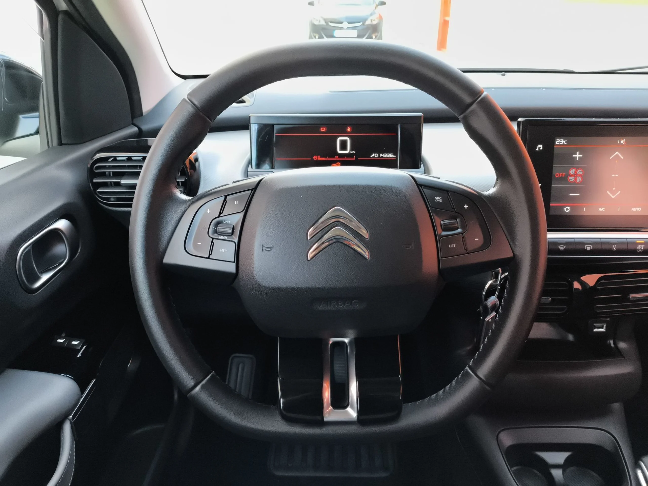 Citroen C4 Cactus PureTech 110 SANDS Feel 81 kW (110 CV) - Foto 11