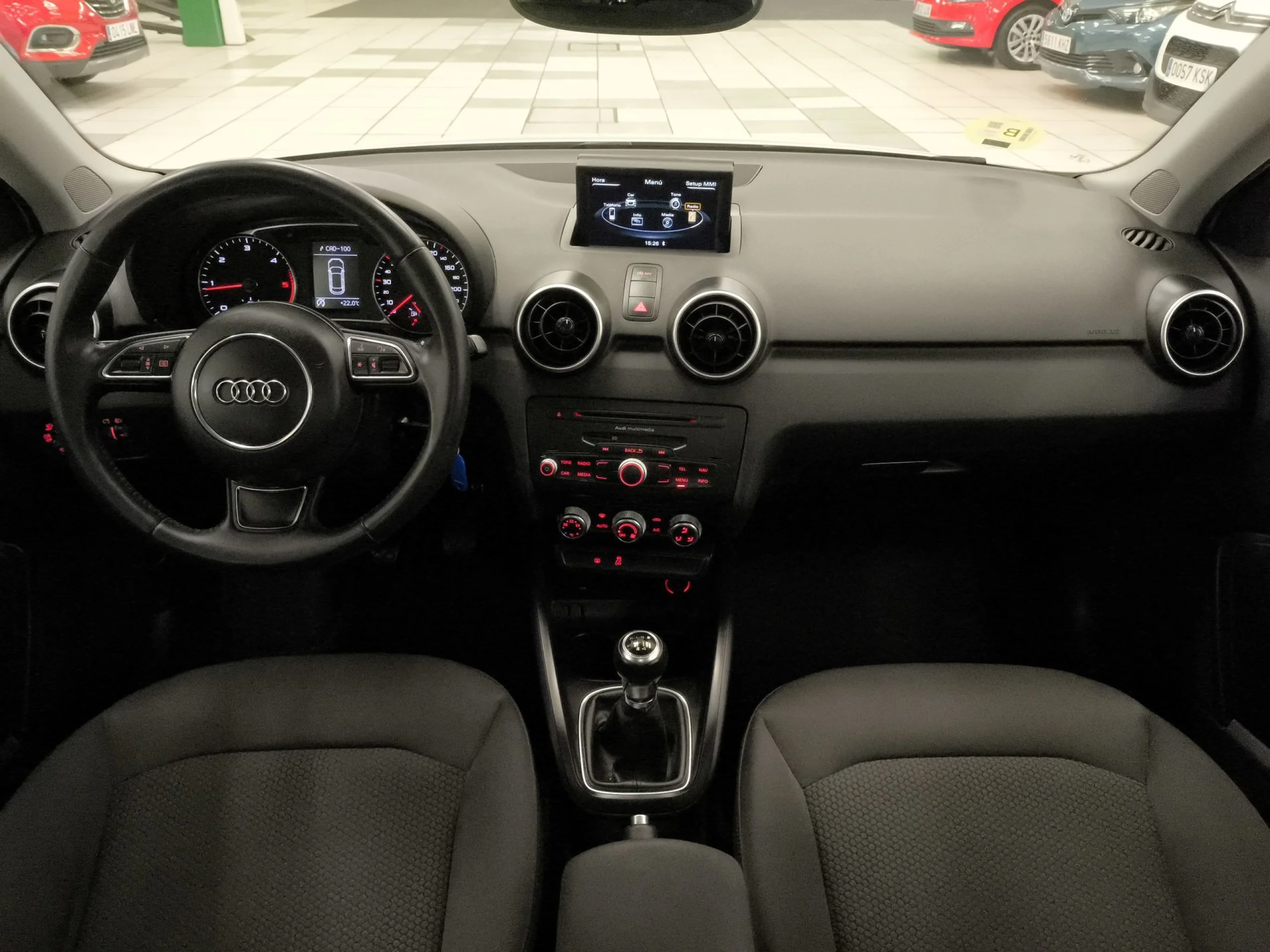 Audi A1 Sportback Attracted 1.6 TDI 66 kW (90 CV) - Foto 11