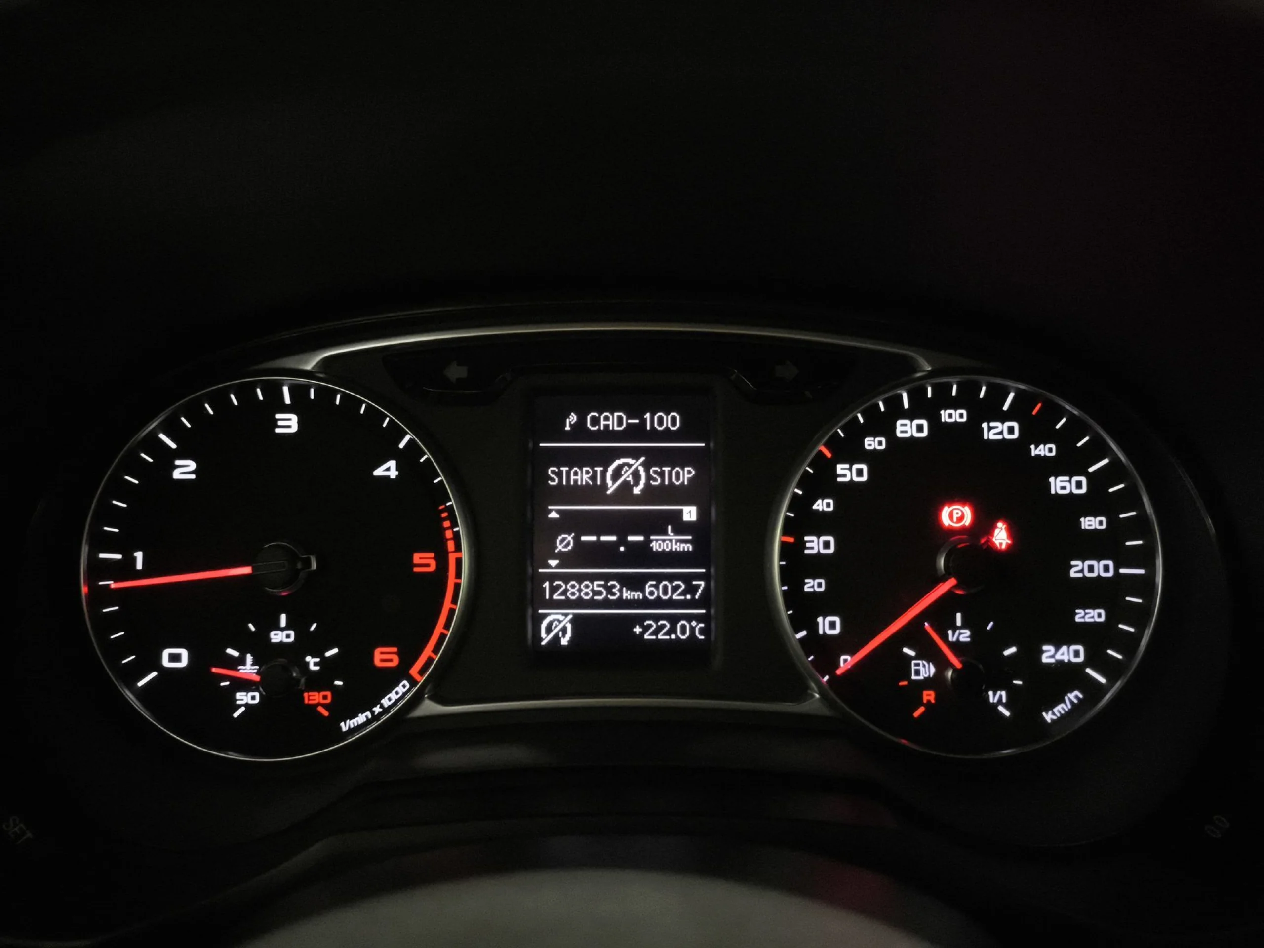 Audi A1 Sportback Attracted 1.6 TDI 66 kW (90 CV) - Foto 14