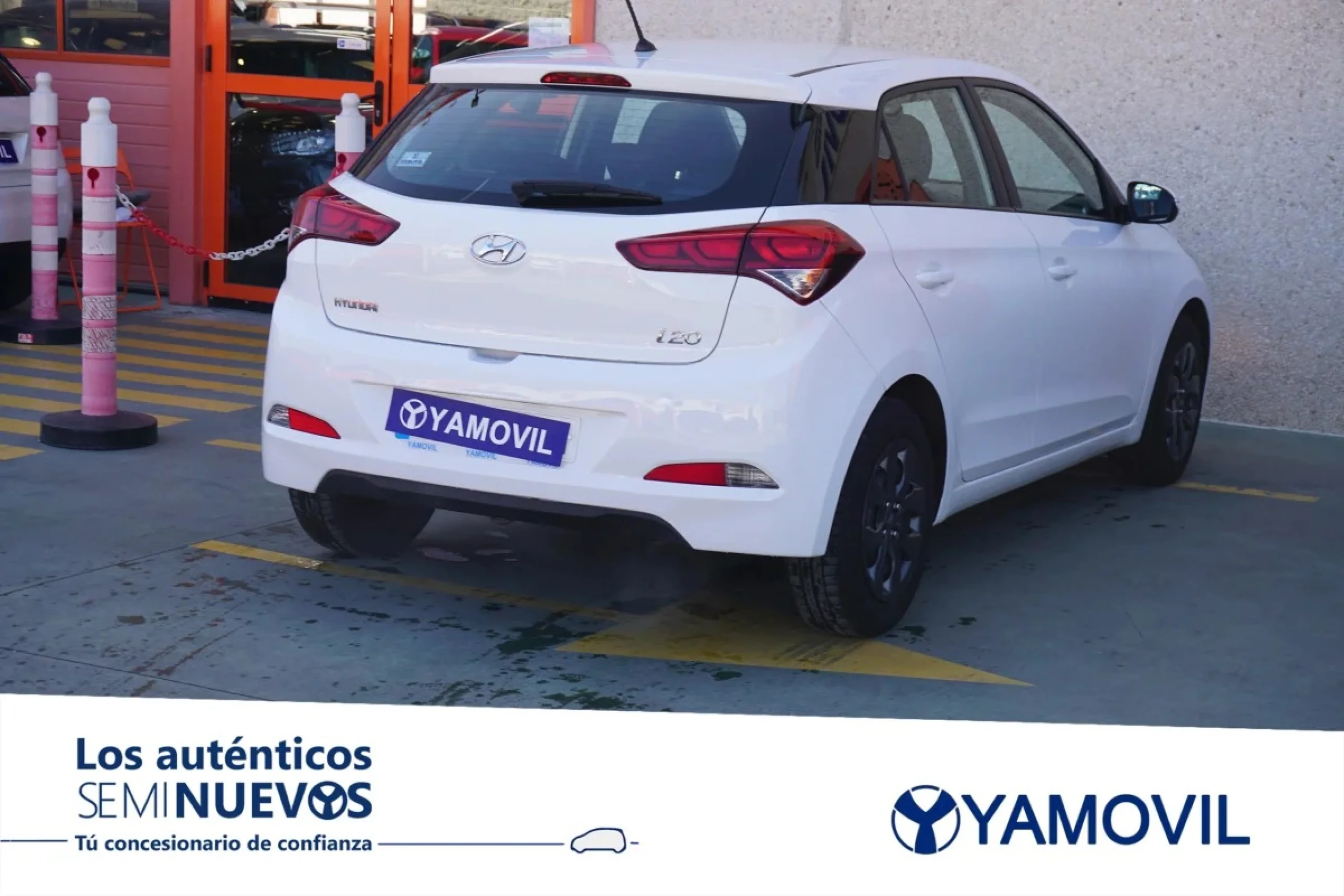 Hyundai I20 1.4 CRDI Fresh 66 kW (90 CV) - Foto 4