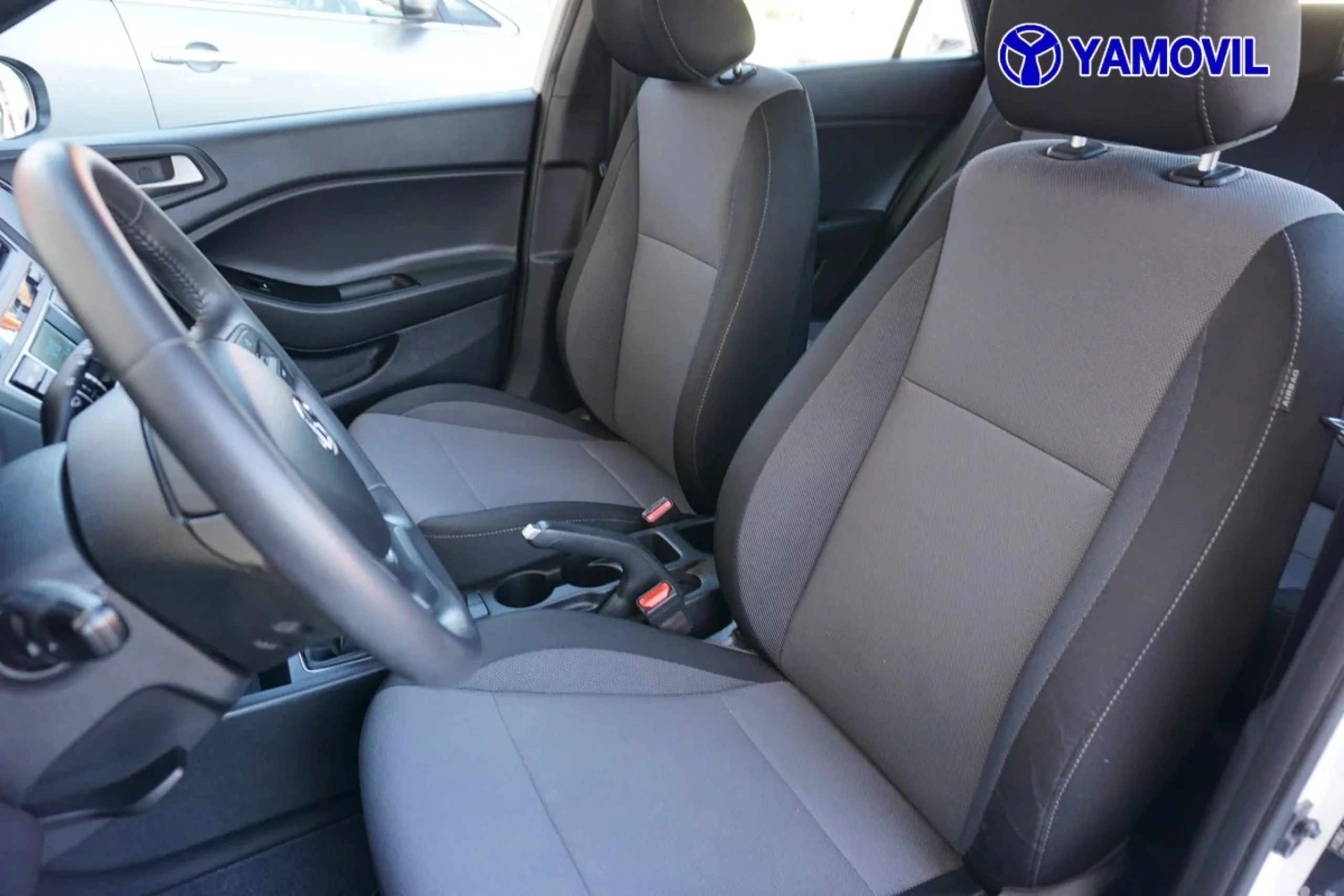 Hyundai I20 1.4 CRDI Fresh 66 kW (90 CV) - Foto 14
