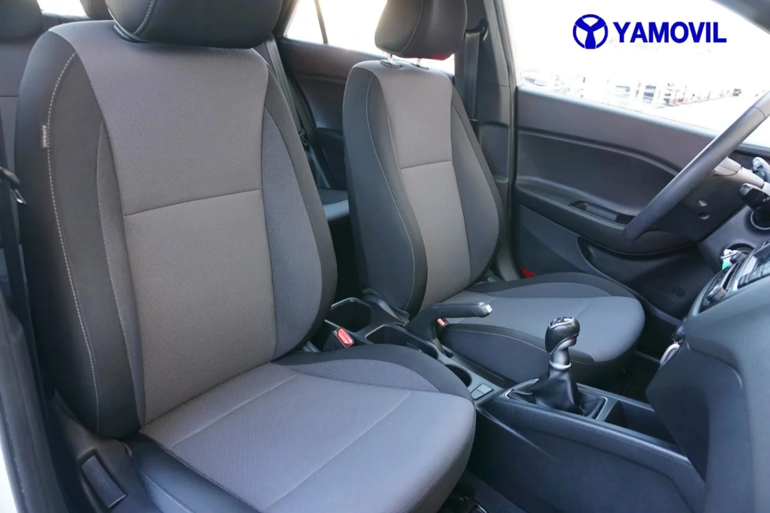 Hyundai I20 1.4 CRDI Fresh 66 kW (90 CV) - Foto 16