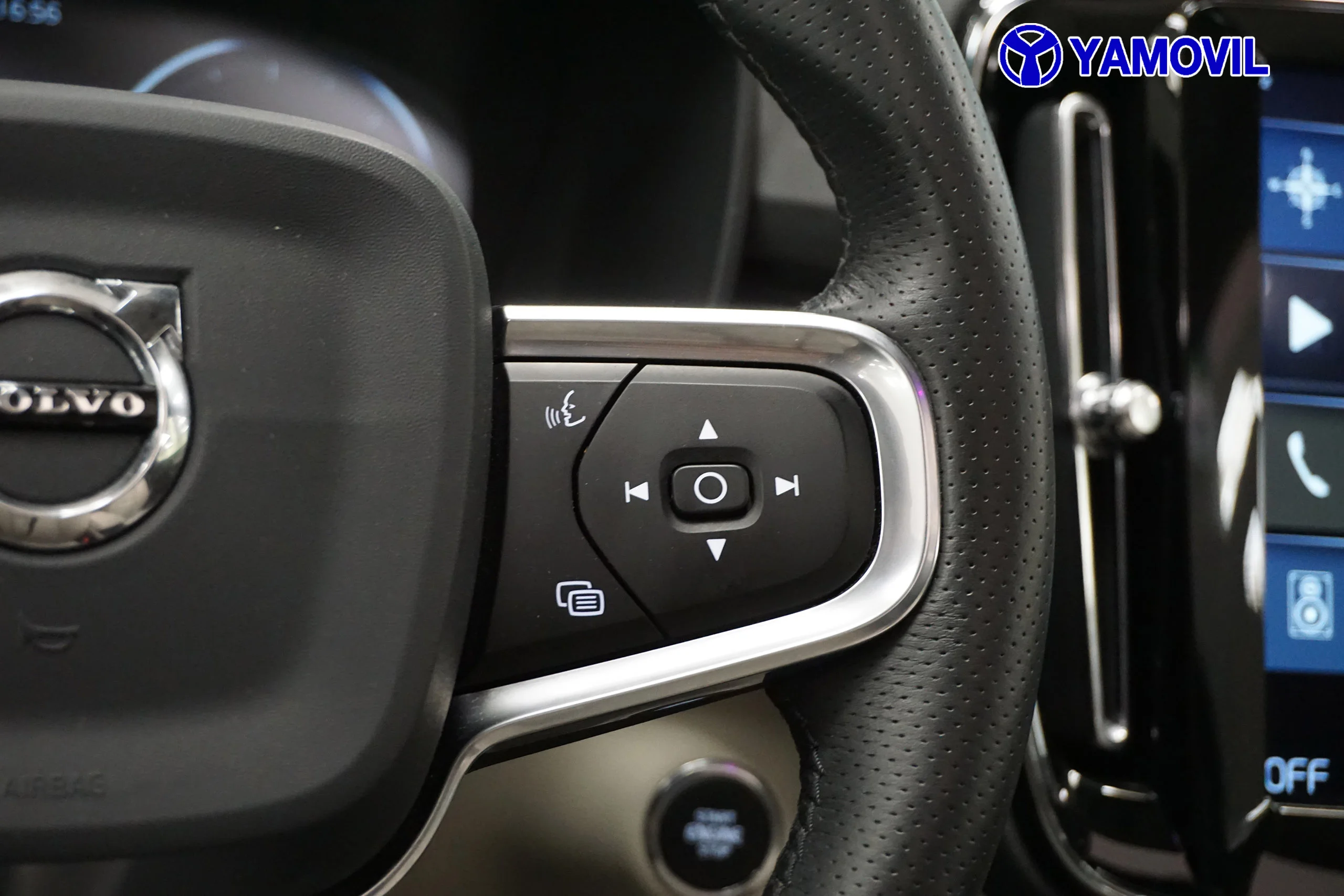 Volvo XC 40 D4 MOMENTUM AWD 5P - Foto 21