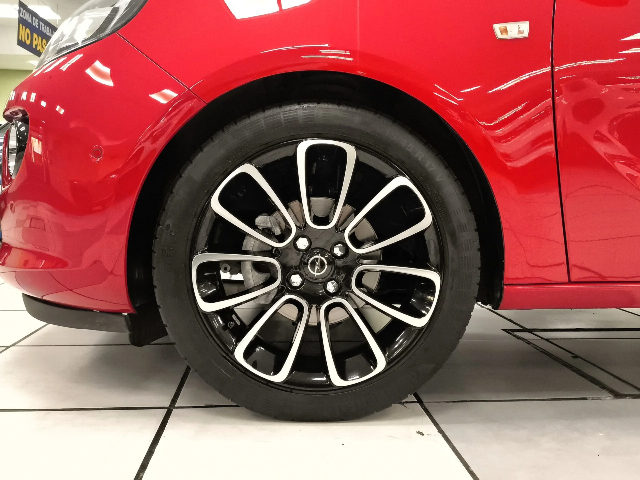 Opel Adam 1.4 XEL GLP Glam 64 kW (87 CV) - Foto 10