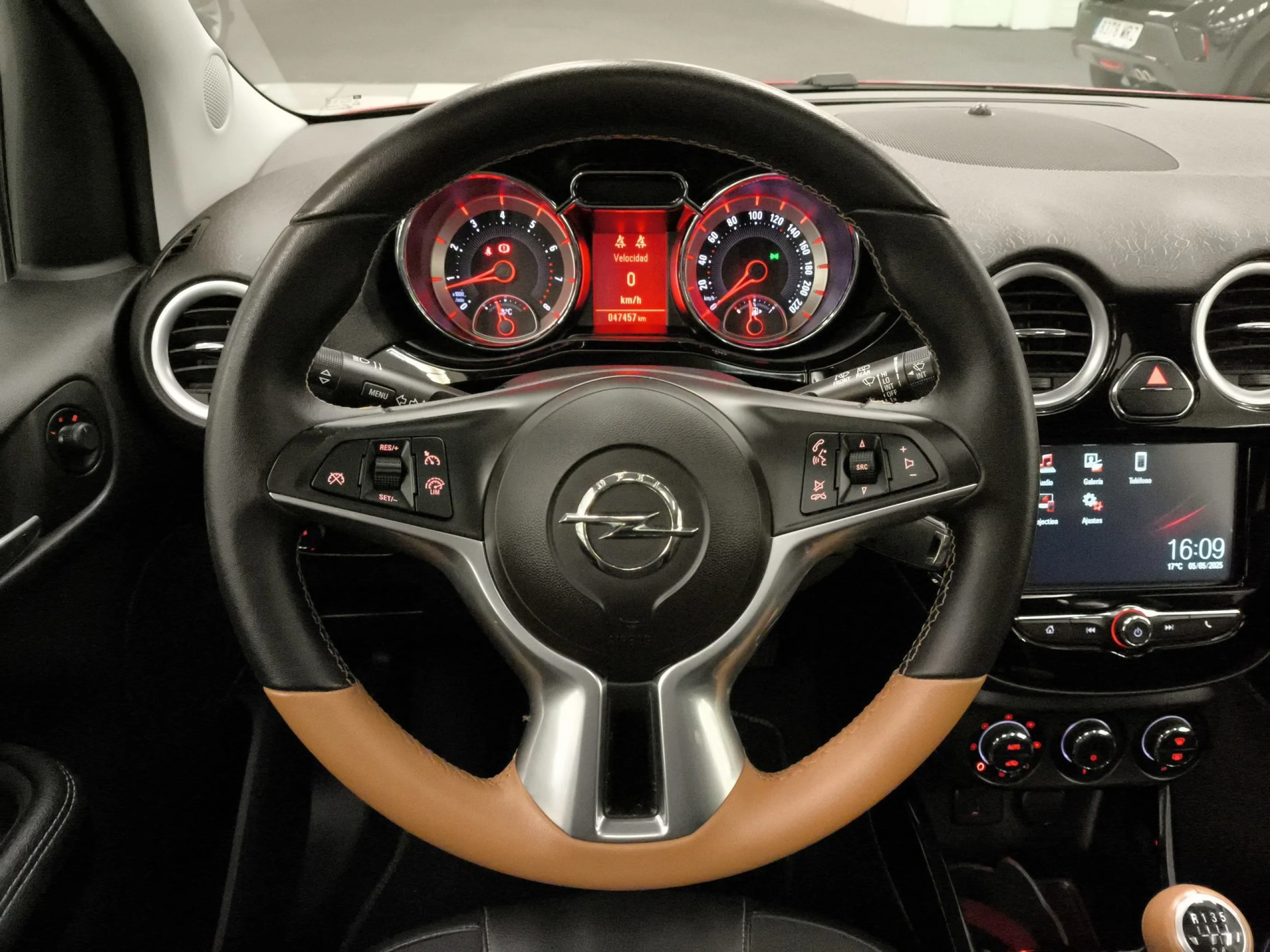 Opel Adam 1.4 XEL GLP Glam 64 kW (87 CV) - Foto 14