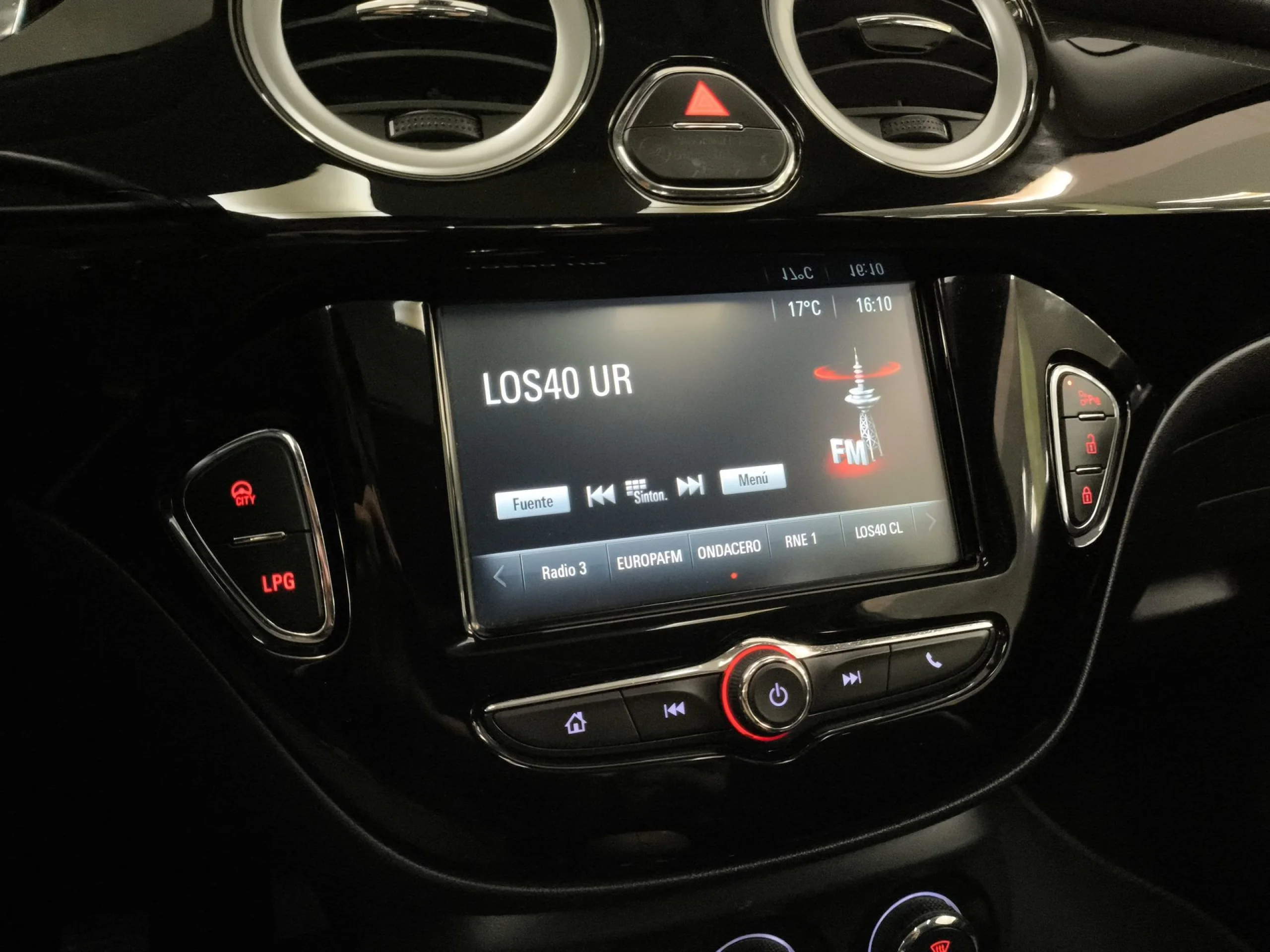 Opel Adam 1.4 XEL GLP Glam 64 kW (87 CV) - Foto 16