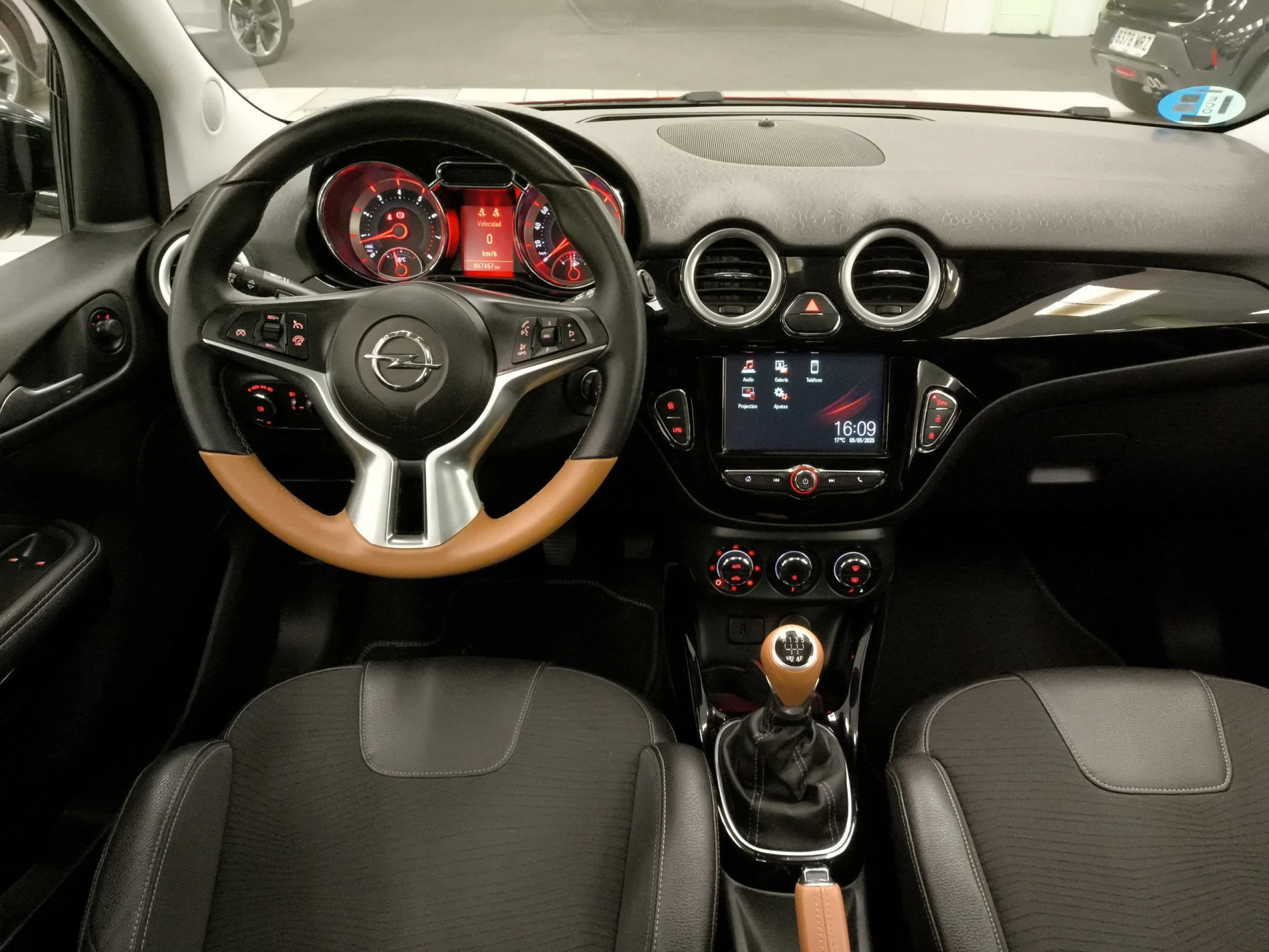 Opel Adam 1.4 XEL GLP Glam 64 kW (87 CV) - Foto 19