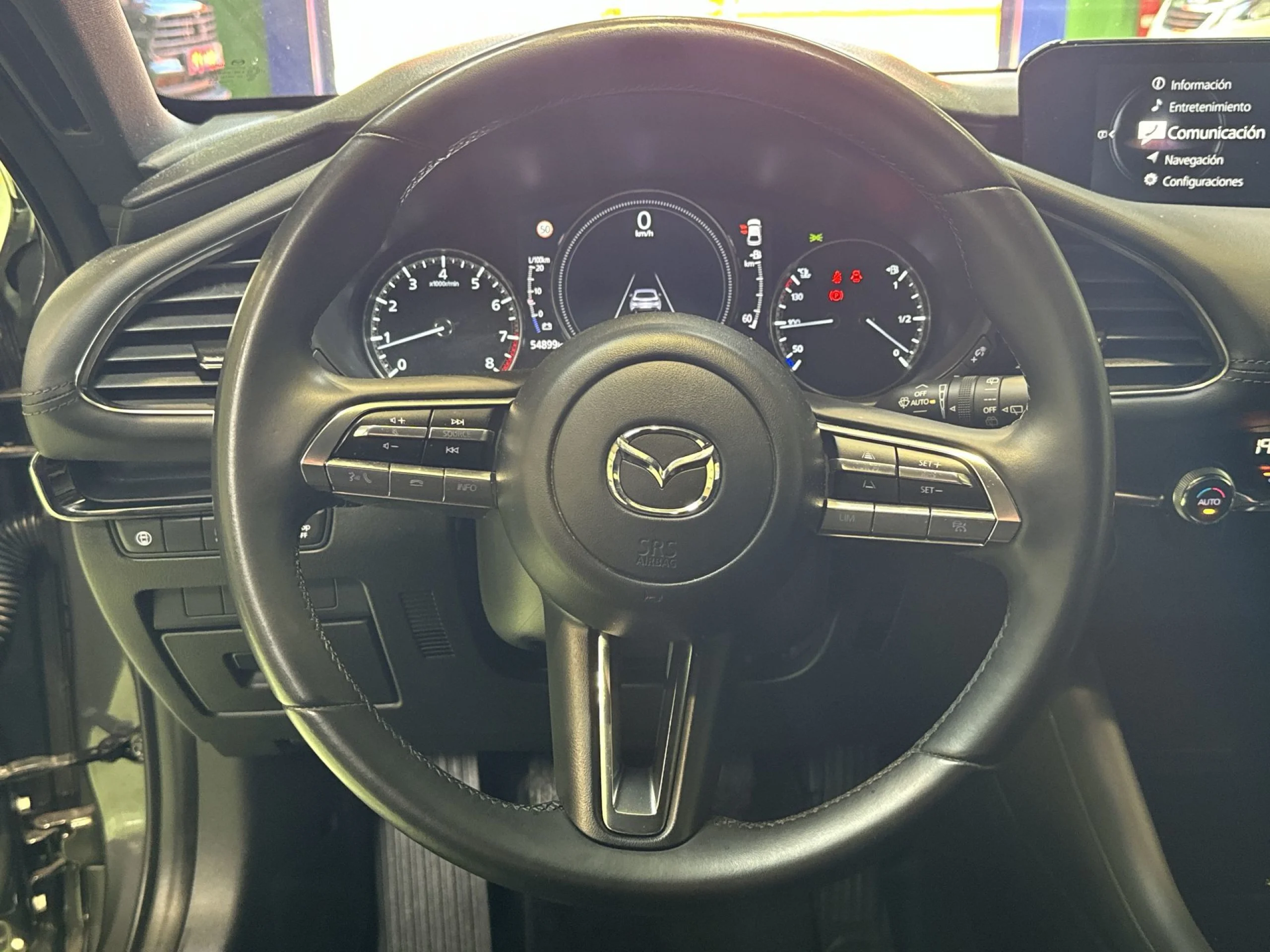 Mazda Mazda 3 2.0 e-Skyactiv-G Evolution 89 kW (122 CV) - Foto 11