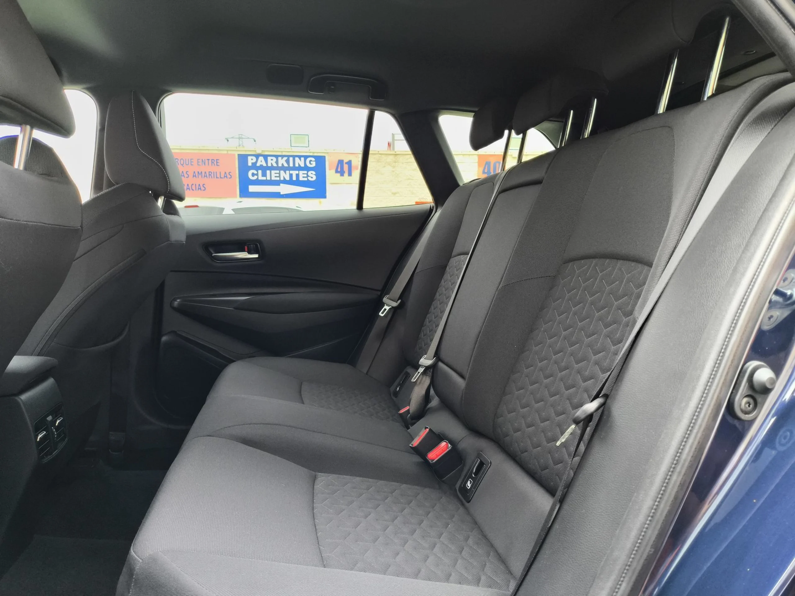 Toyota Corolla Touring Sports 125H Active Tech E-CVT 90 kW (122 CV) - Foto 23