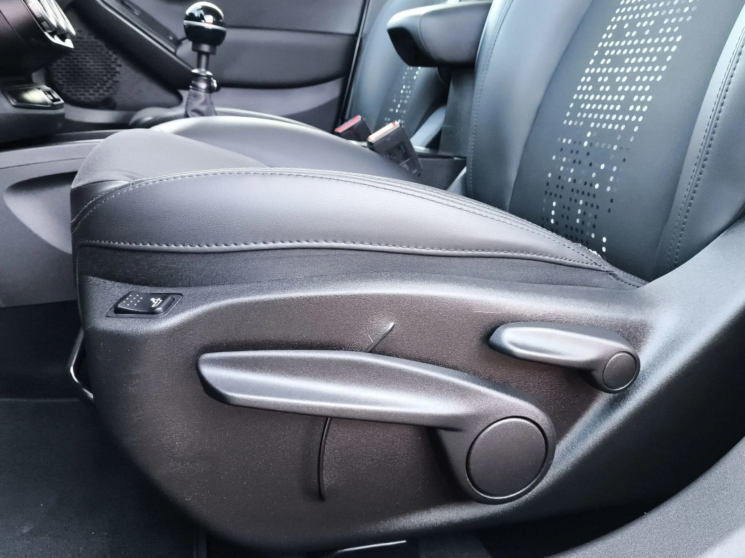 Fiat 500X 1,0 Firefly SANDS Connect 88 kW (120 CV) - Foto 9