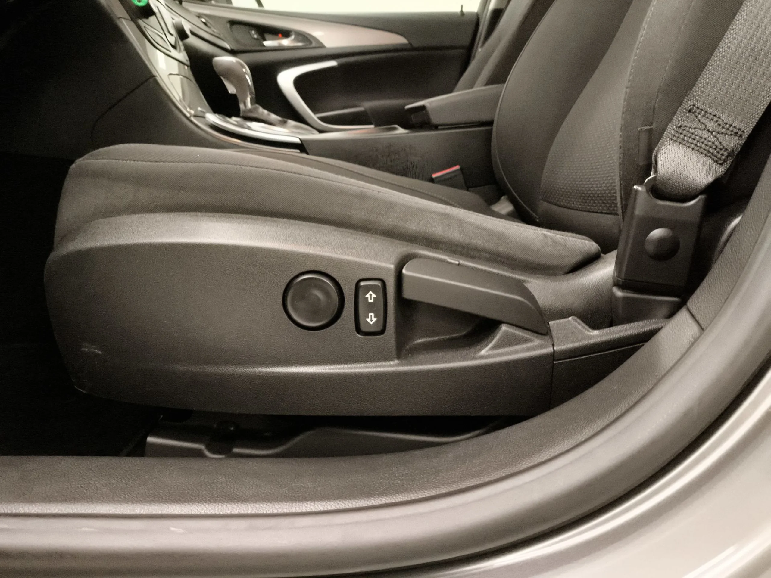 Opel Insignia 1.6 CDTI Selective Auto 100 kW (136 CV) - Foto 9
