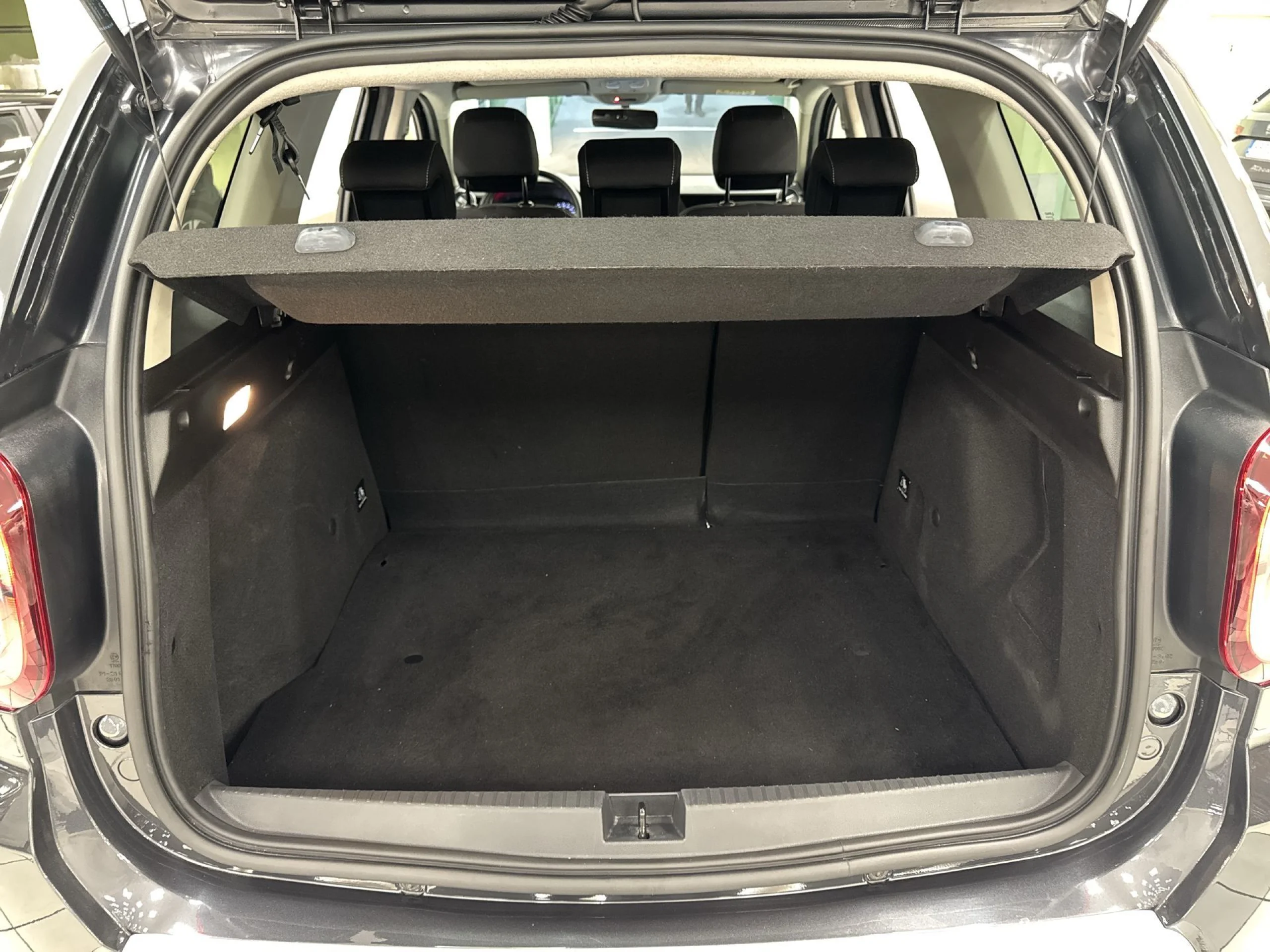 Dacia Duster 1.6 GLP Prestige 4X2 84 kW (115 CV) - Foto 20