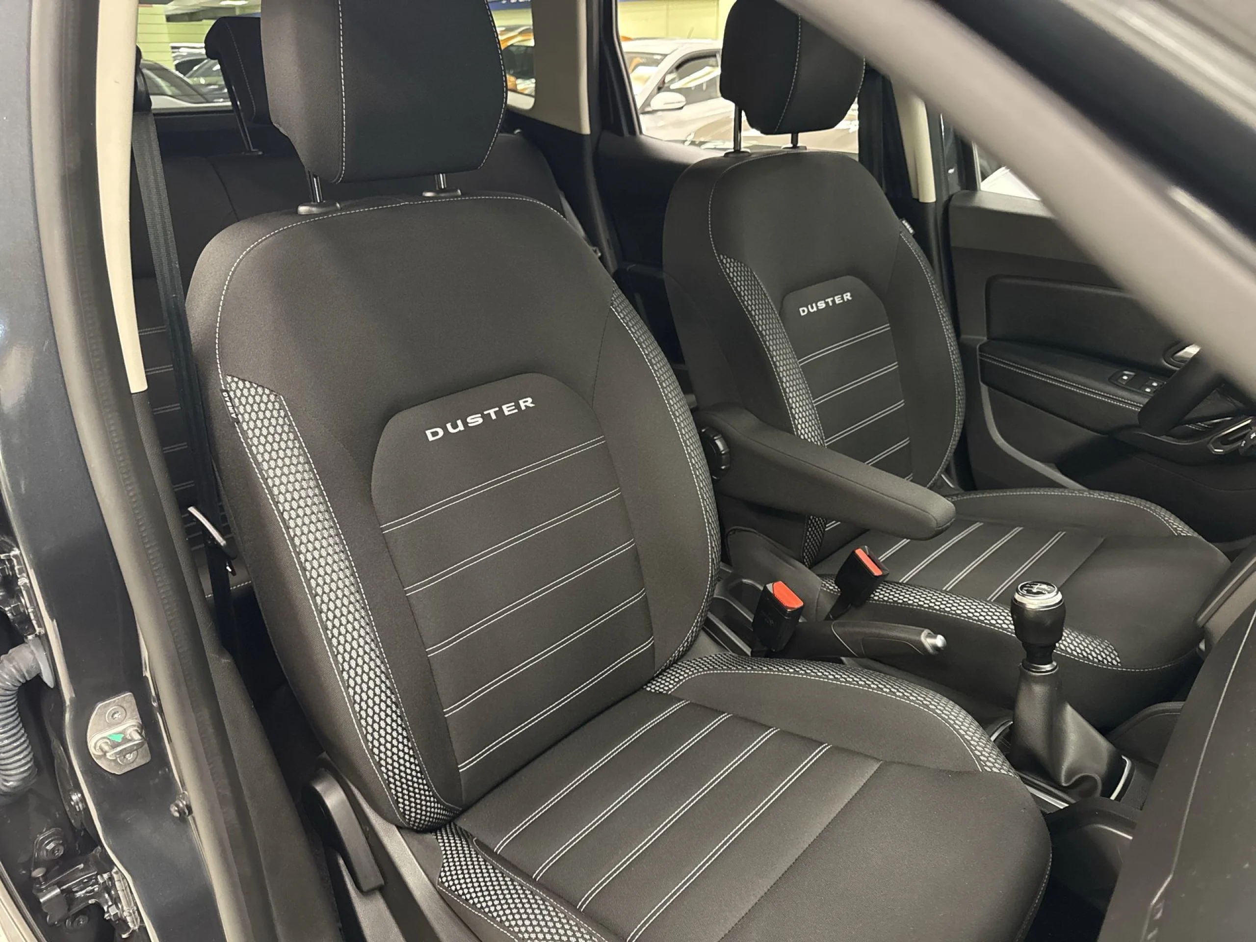 Dacia Duster 1.6 GLP Prestige 4X2 84 kW (115 CV) - Foto 21