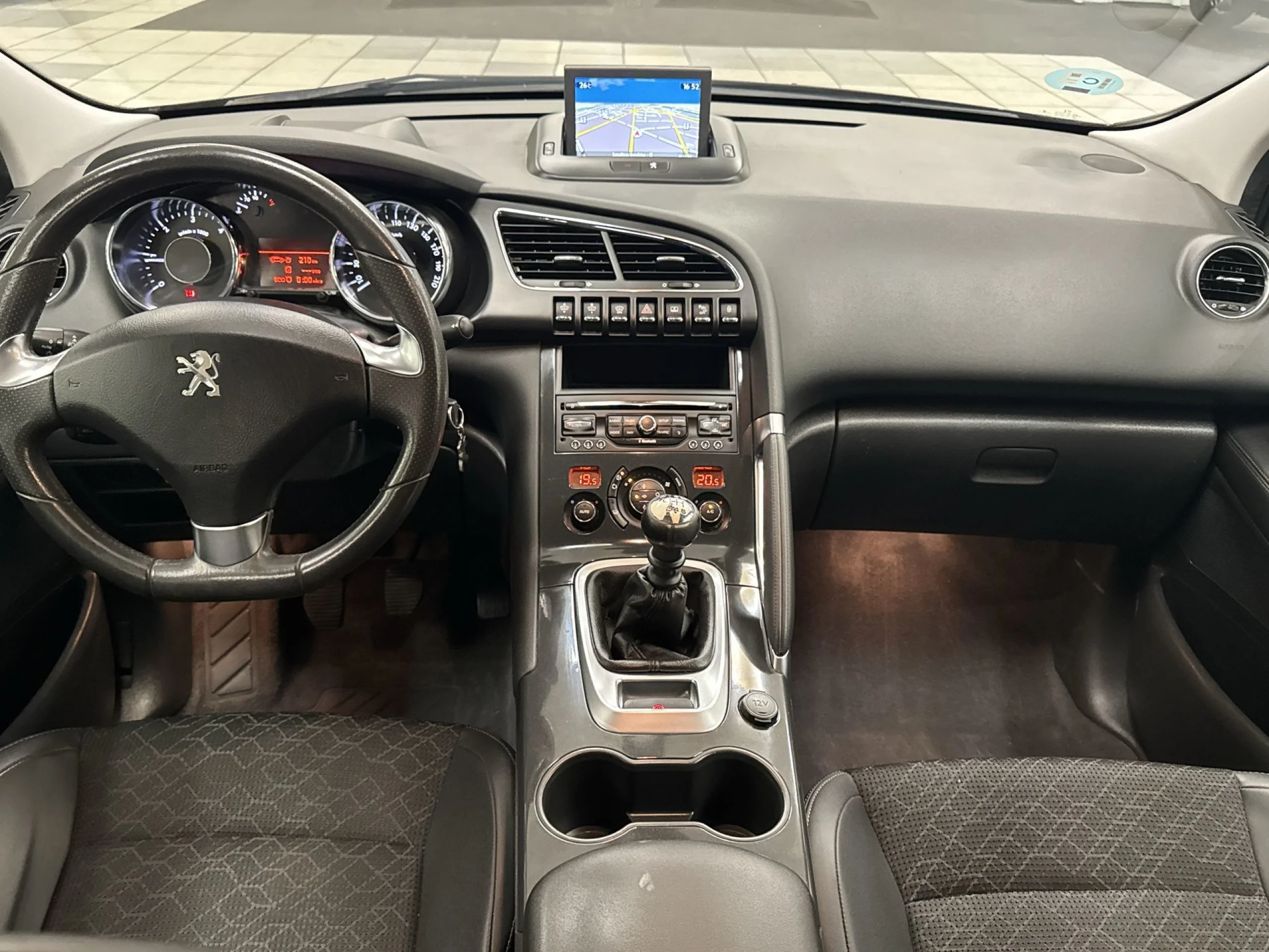Peugeot 3008 1.6 BlueHDi FAP Allure 88 kW (120 CV) - Foto 11
