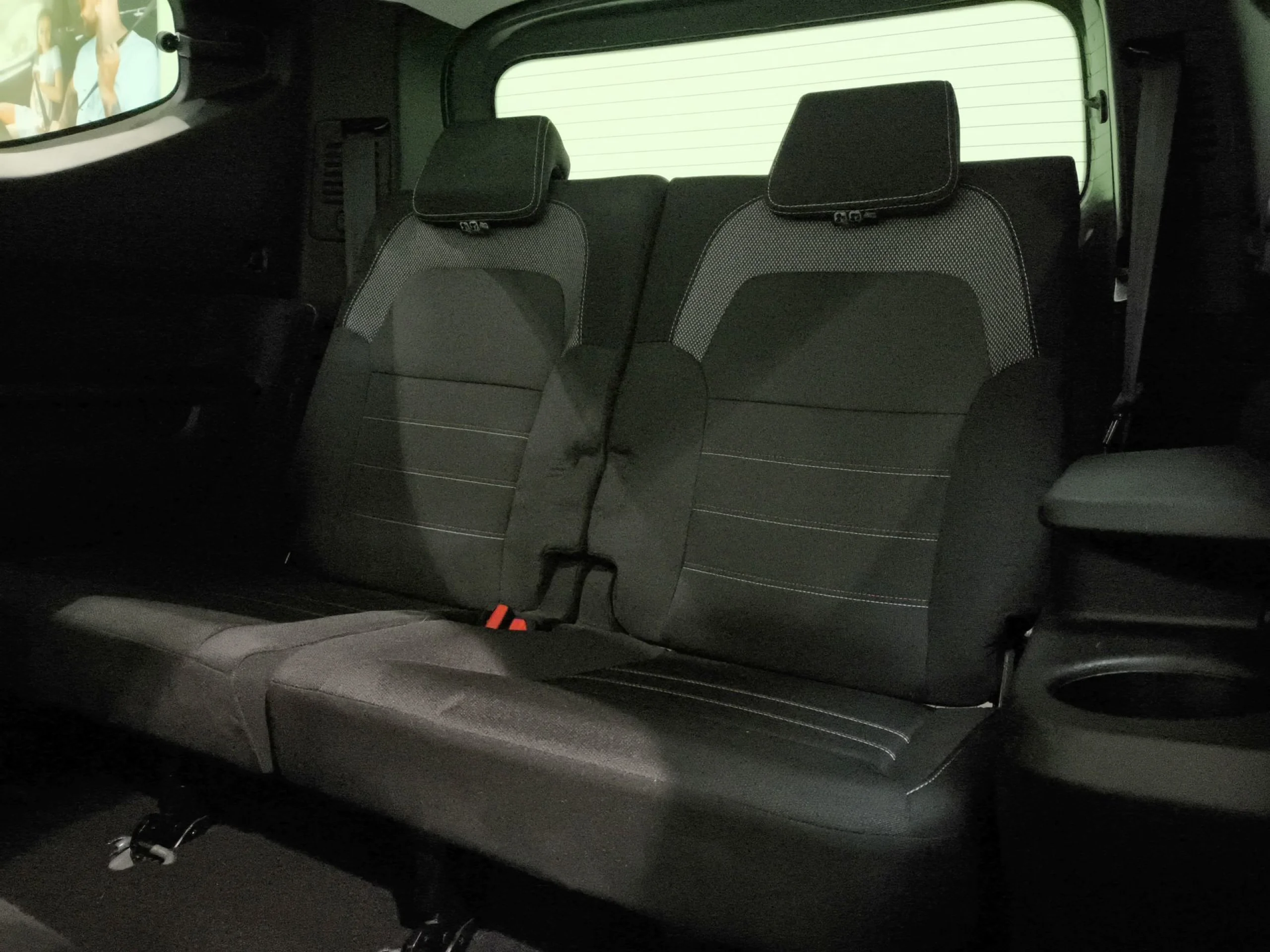 Dacia Jogger S.L.Extreme Go TCe 81 kW (110 CV) - Foto 20