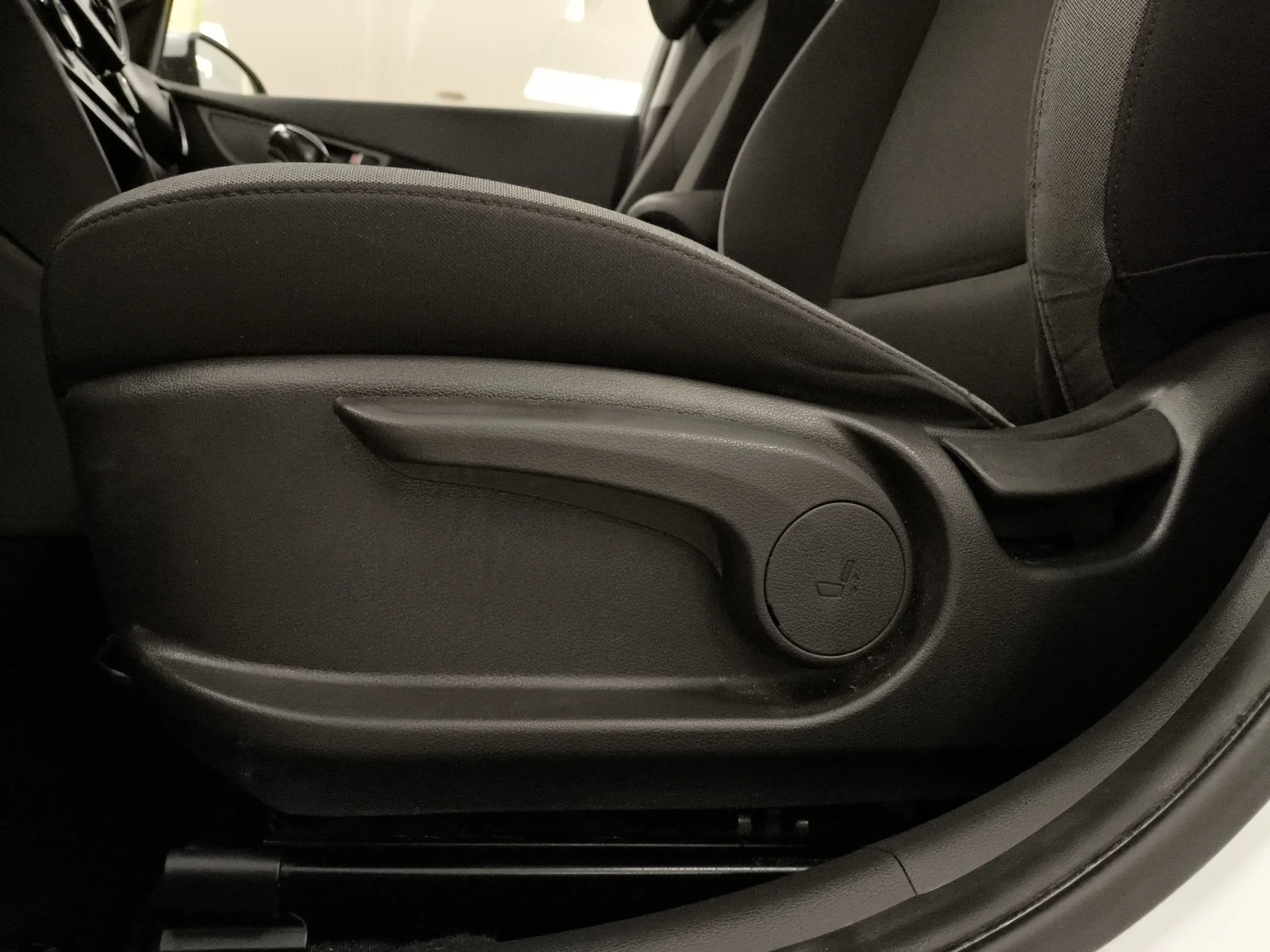 Hyundai Kona 1.0 TGDI Klass 4x2 88 kW (120 CV) - Foto 9