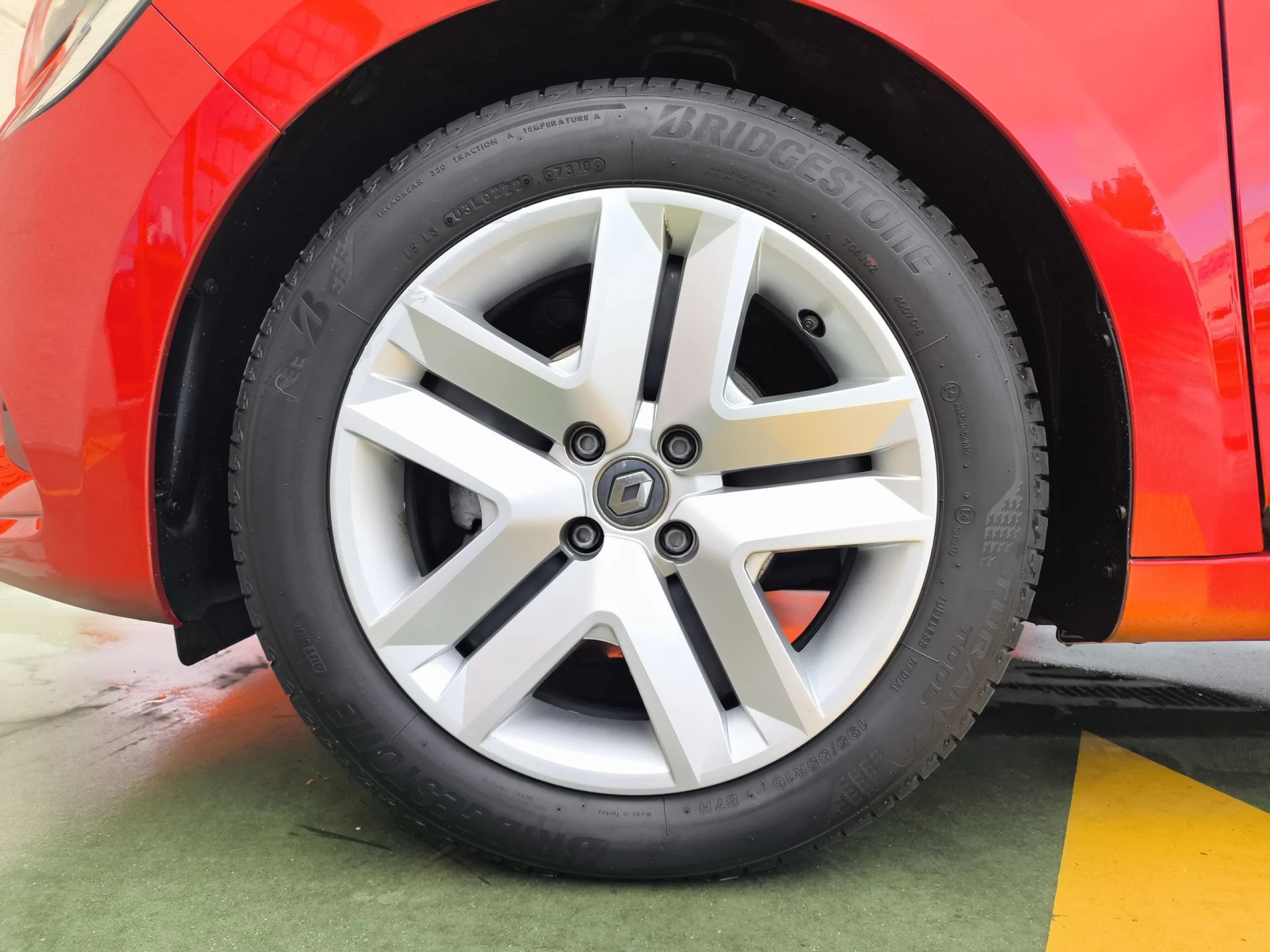 Renault Clio Intens TCe 66 kW (90 CV) - Foto 7