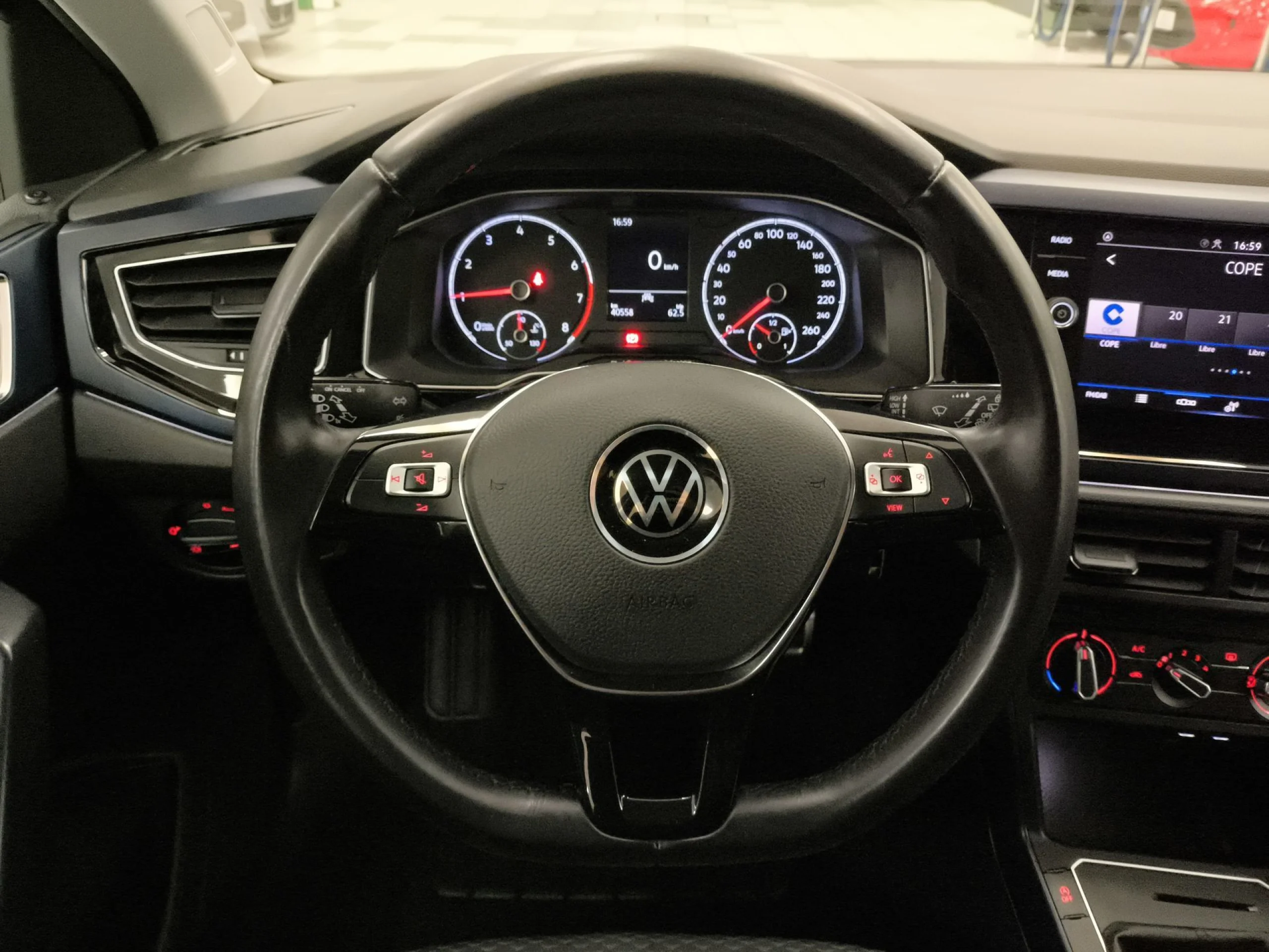 Volkswagen Polo United 1.0 TSI 70 kW (95 CV) - Foto 11
