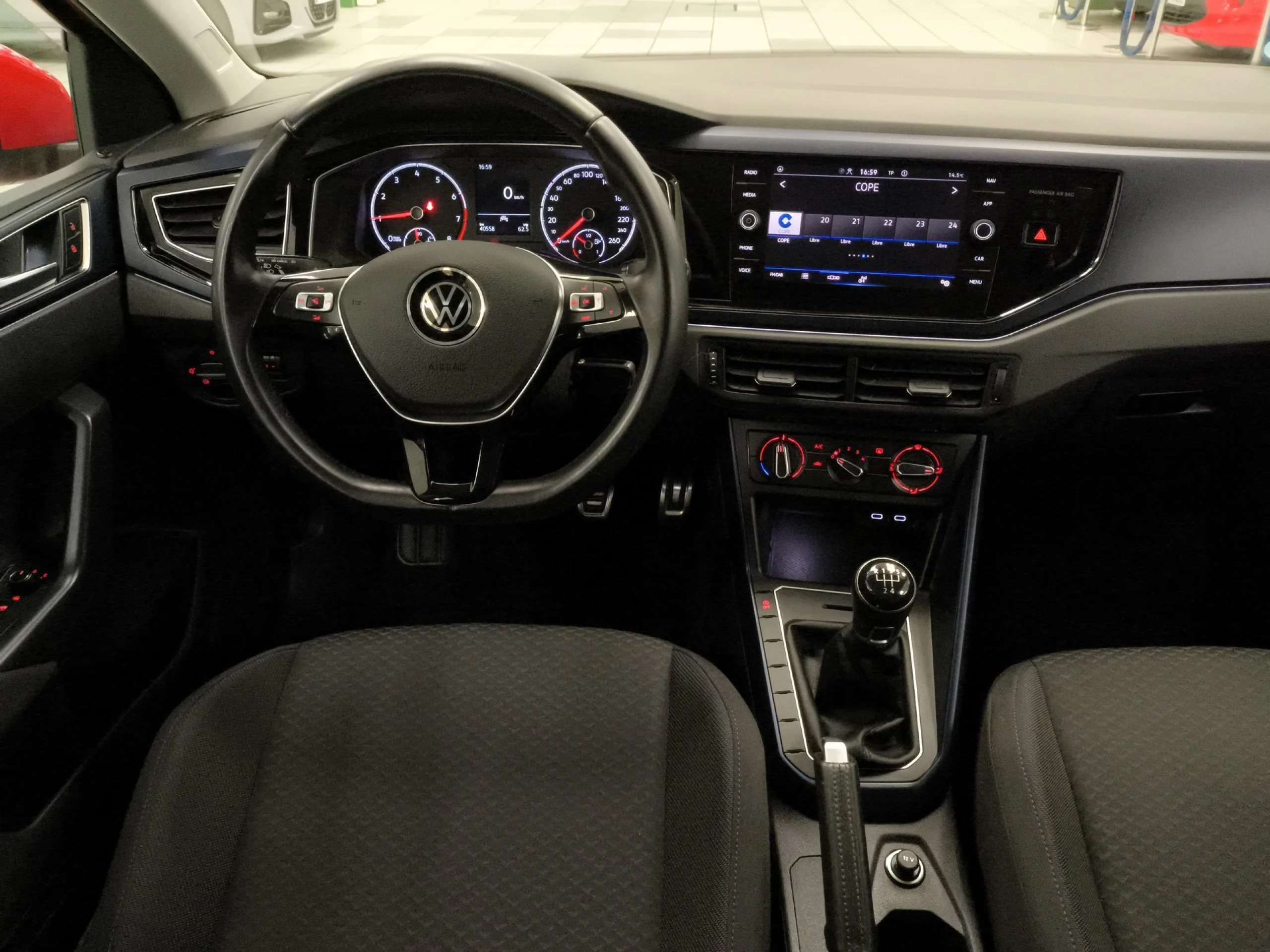 Volkswagen Polo United 1.0 TSI 70 kW (95 CV) - Foto 16