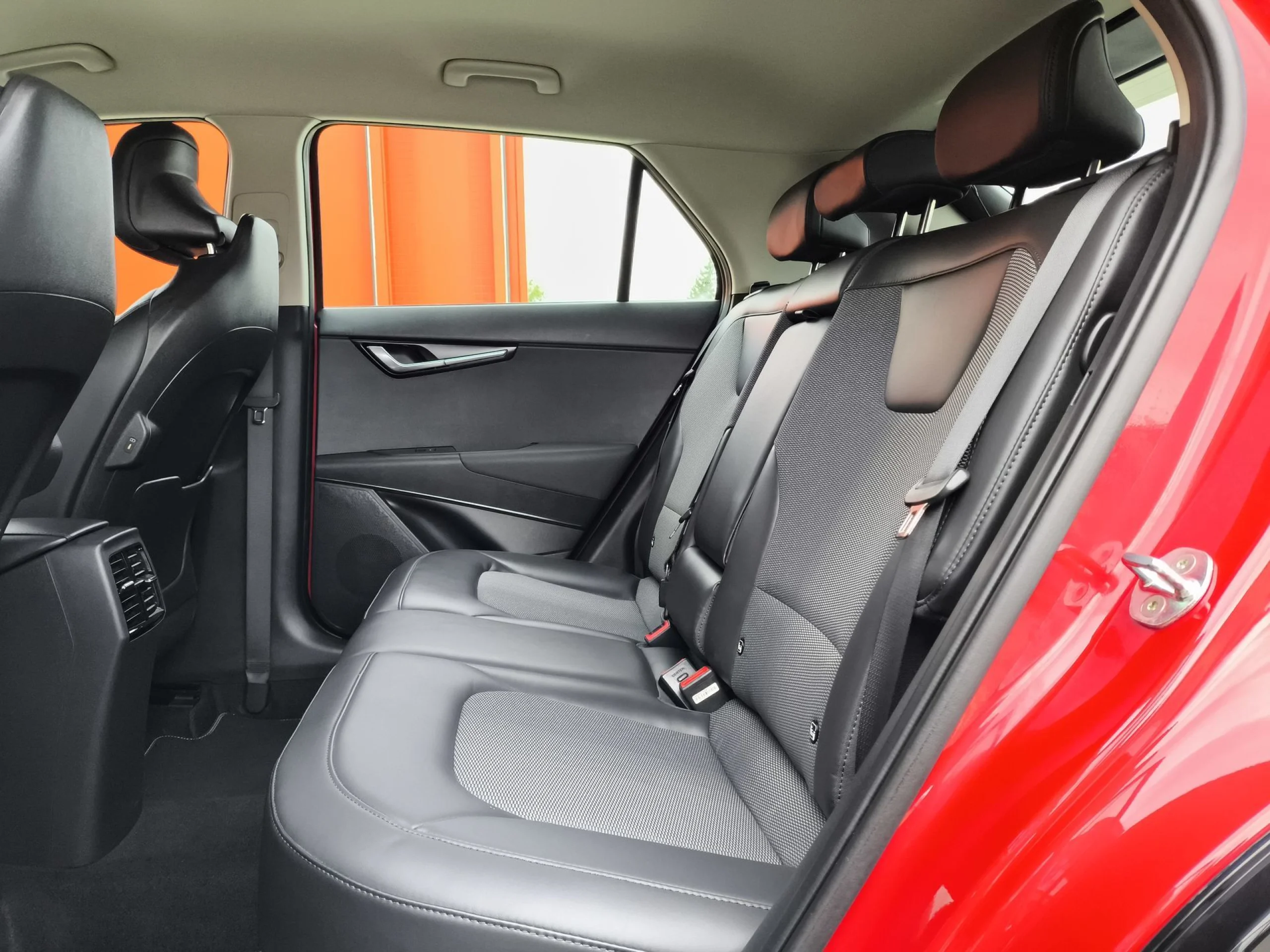 Kia Niro 1.6 GDi HEV Drive 104 kW (141 CV) - Foto 19