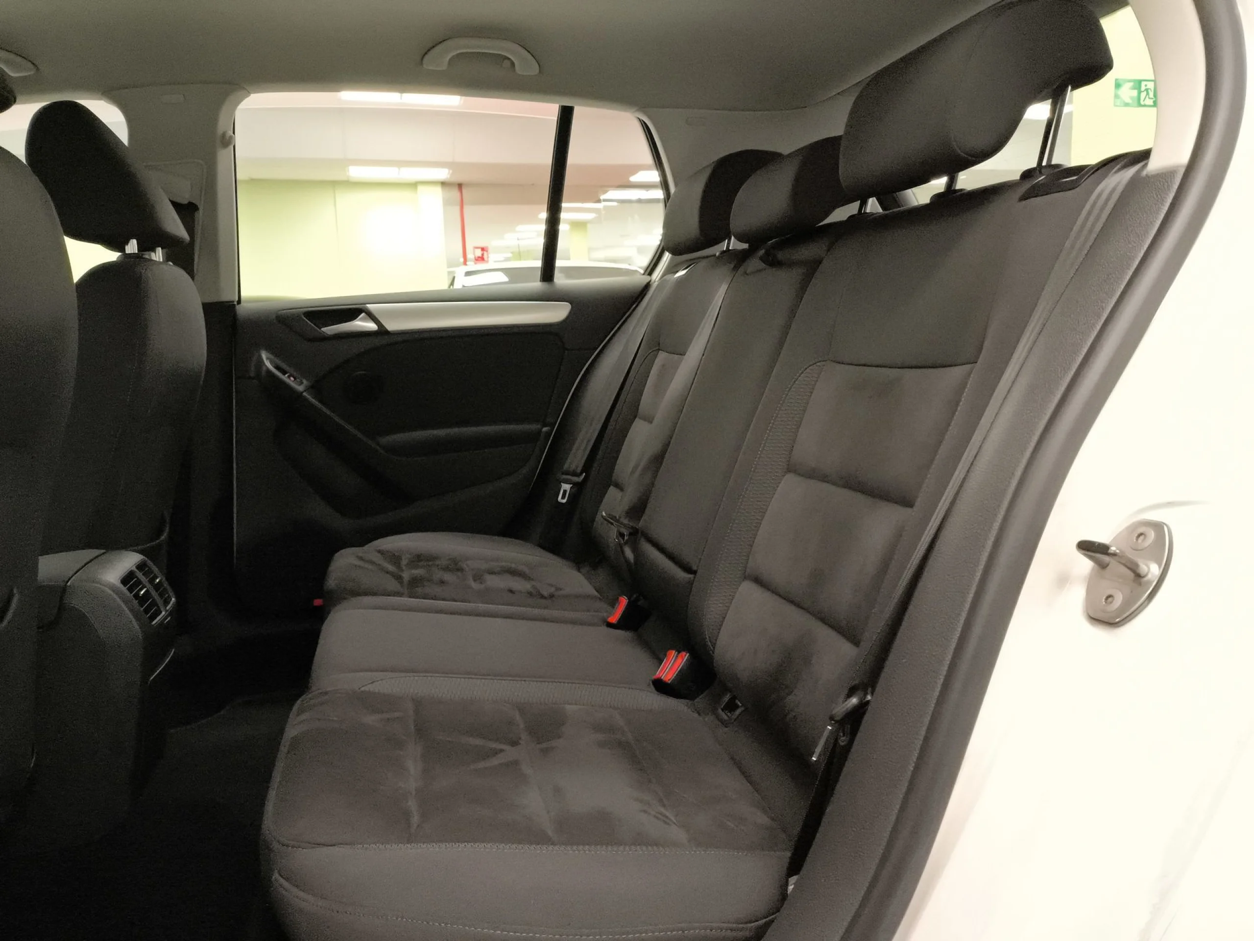 Volkswagen Golf Sport 2.0 TDI DPF 103 kW (140 CV) - Foto 17