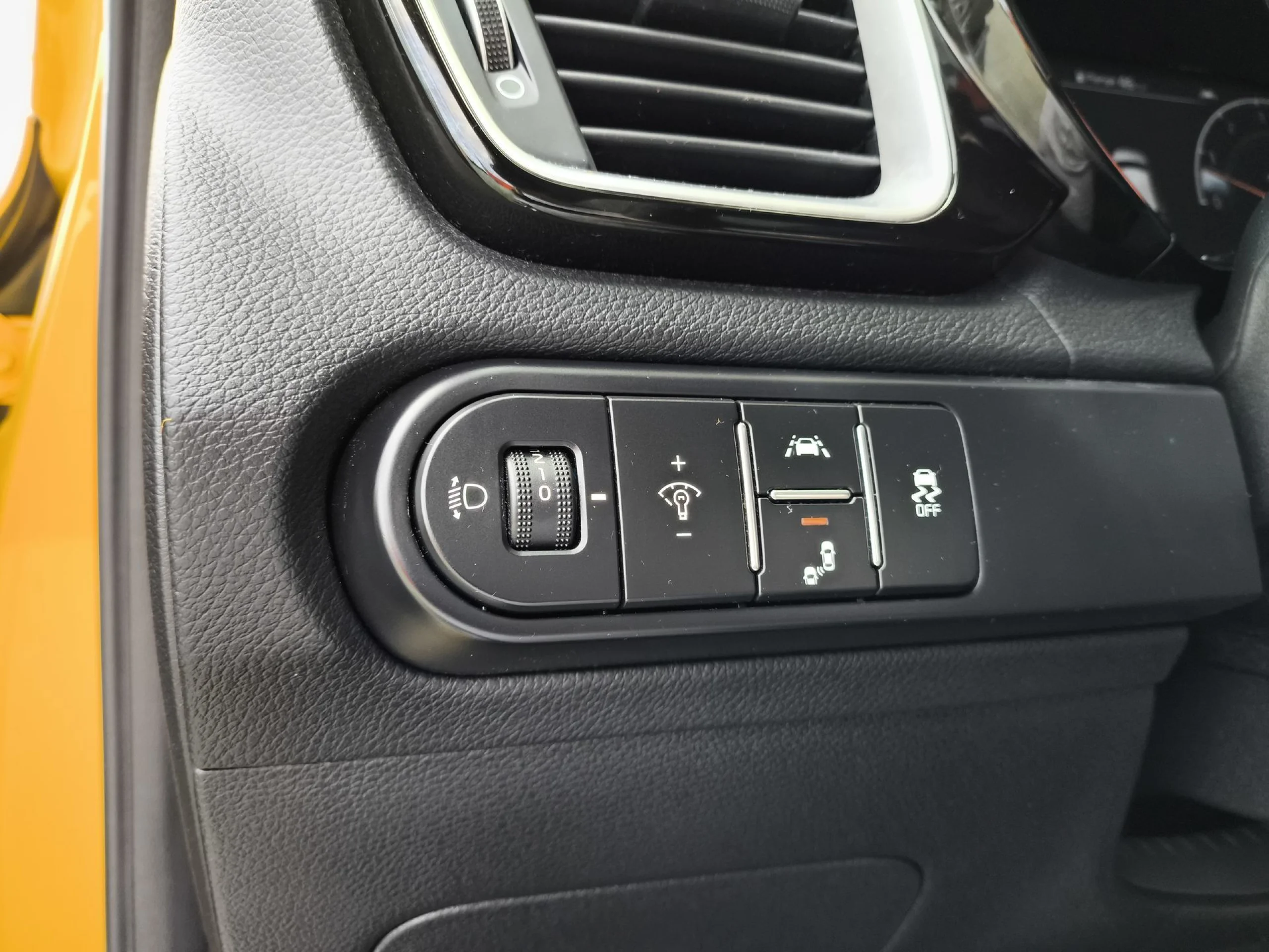 Kia Xceed 1.4 T-GDi Emotion 103 kW (140 CV) - Foto 12