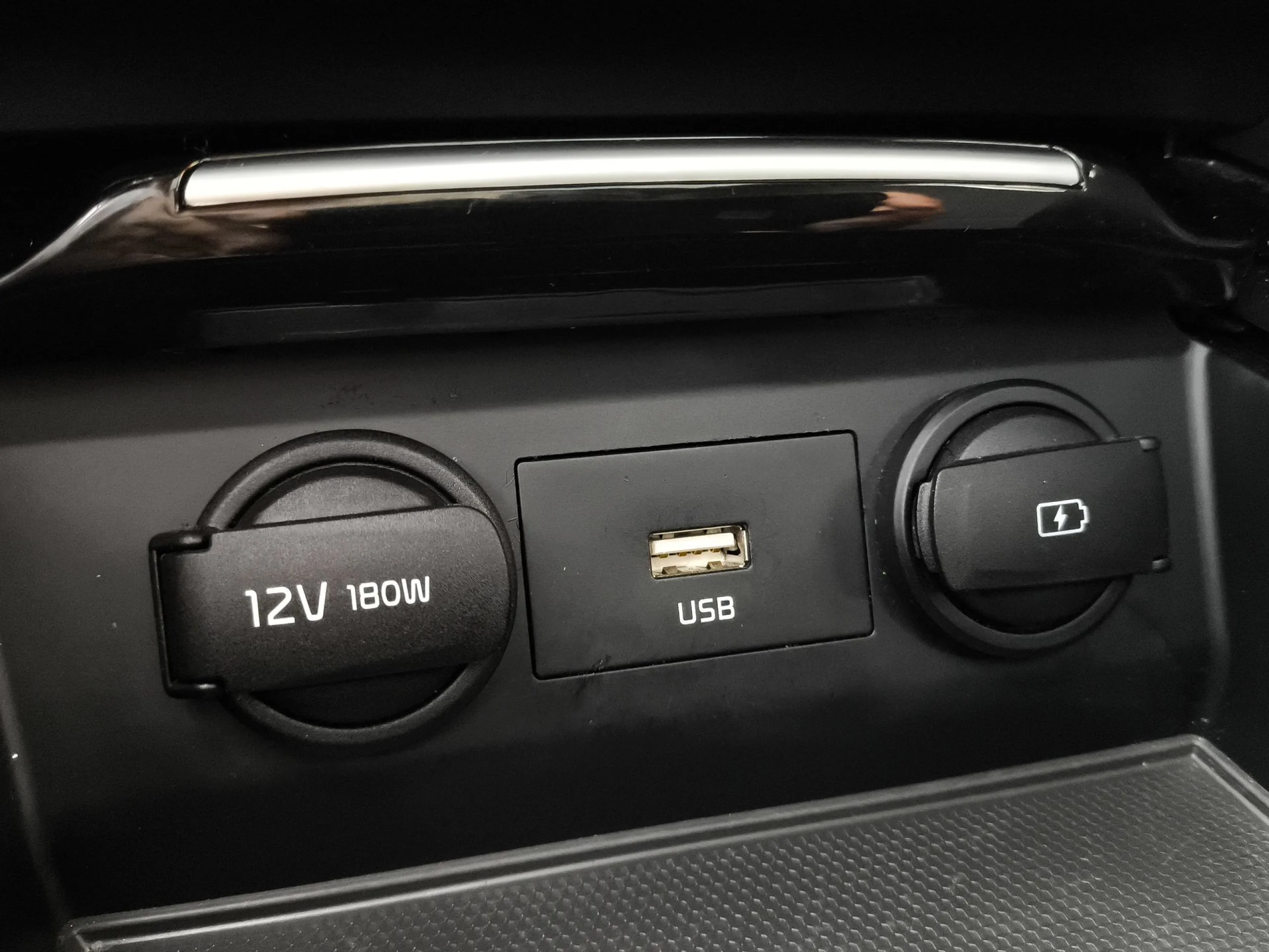 Kia Xceed 1.4 T-GDi Emotion 103 kW (140 CV) - Foto 25