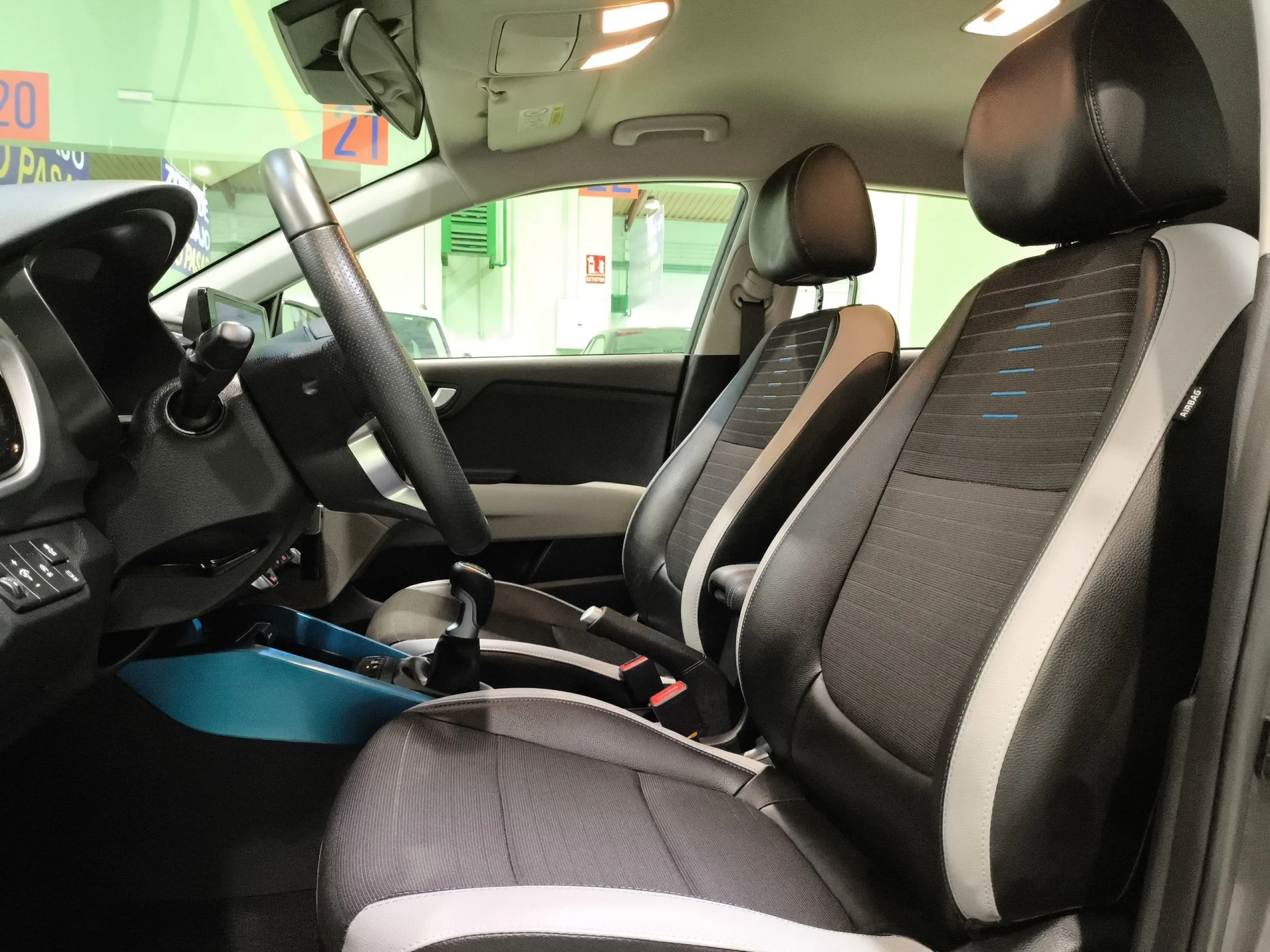 Kia Stonic 1.0 T-GDi MHEV Style Edition 74 kW (100 CV) - Foto 8