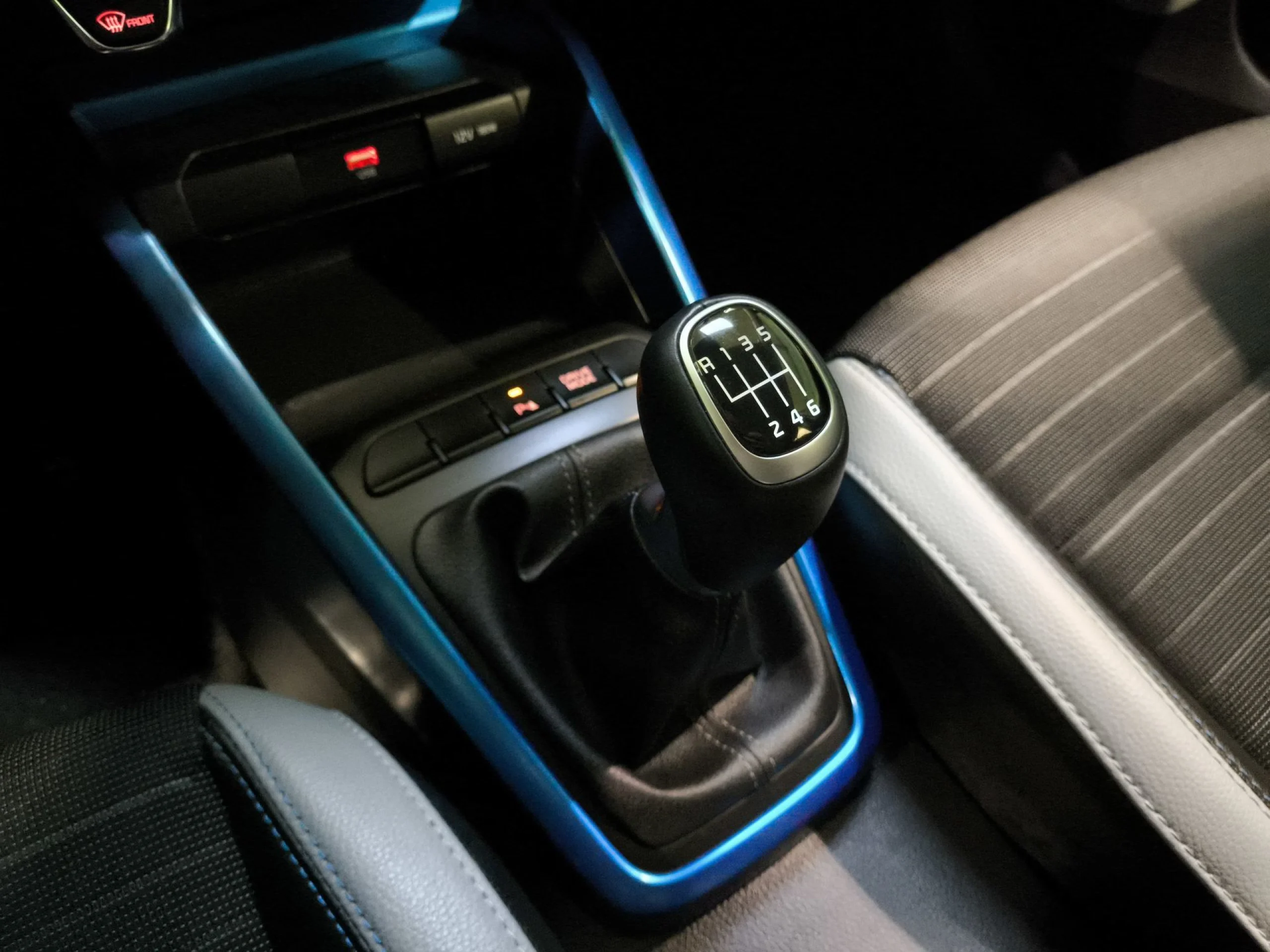 Kia Stonic 1.0 T-GDi MHEV Style Edition 74 kW (100 CV) - Foto 19