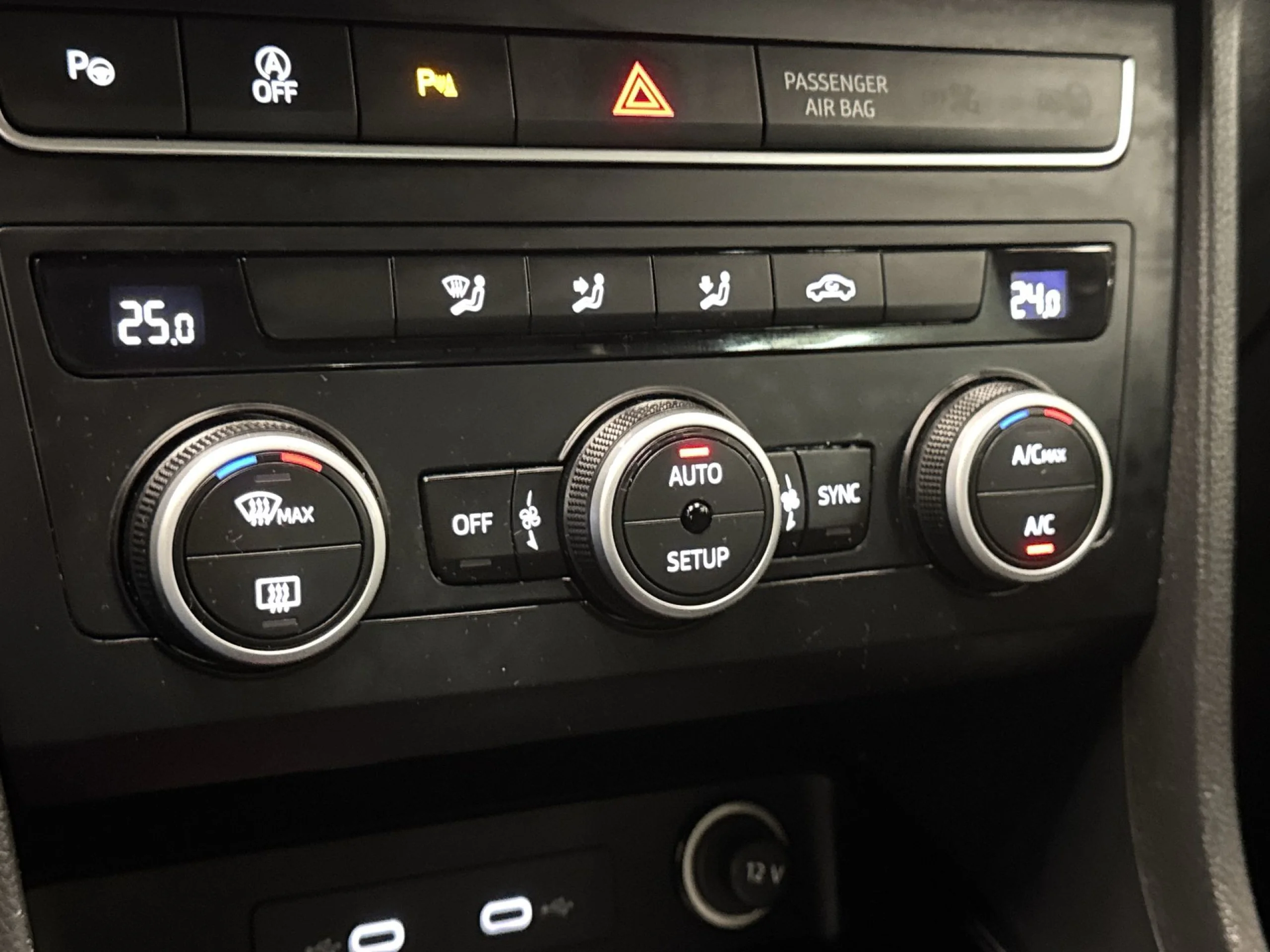 Seat Ateca 1.0 TSI SANDS Style Go M 81 kW (110 CV) - Foto 19