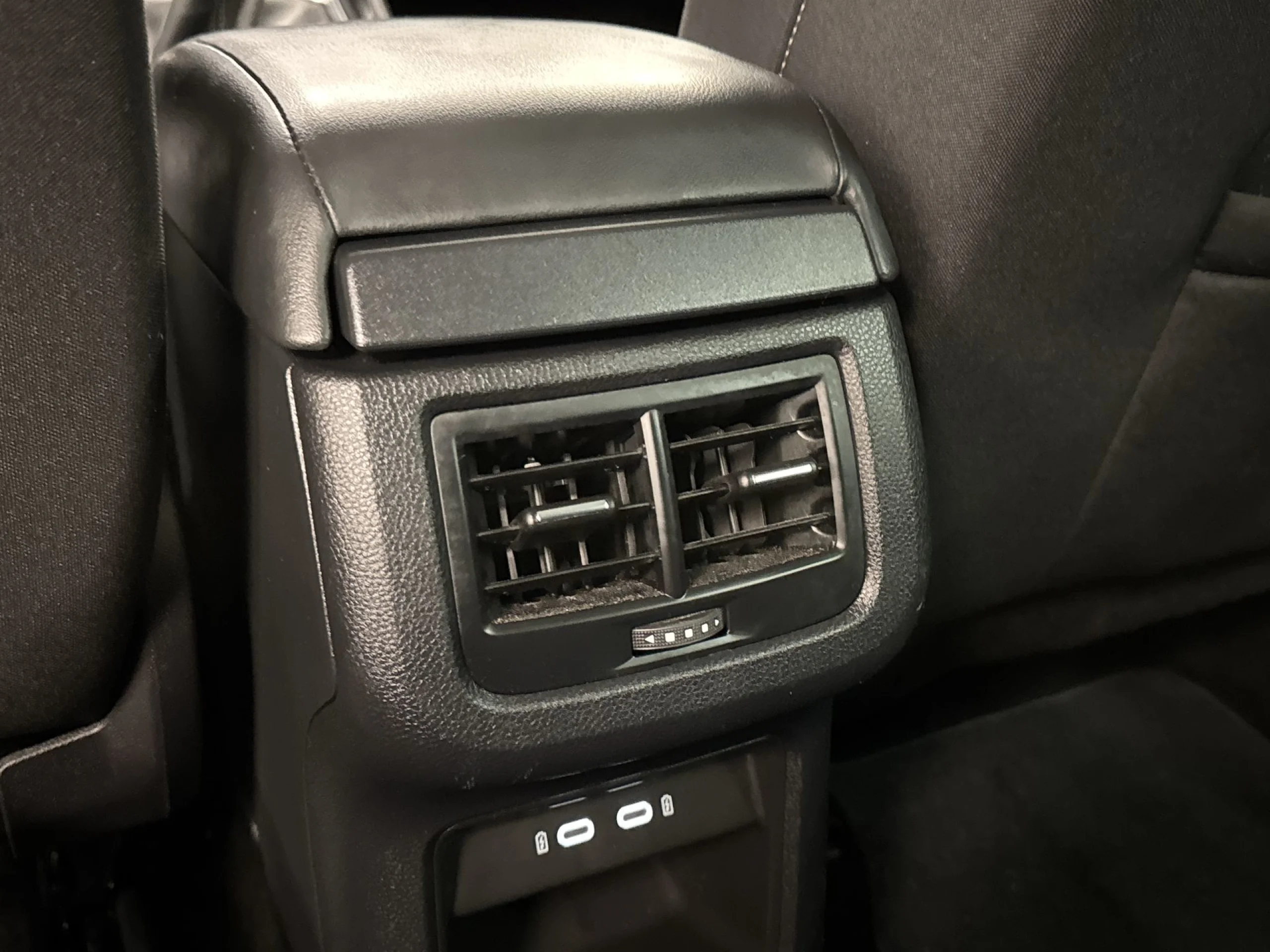 Seat Ateca 1.0 TSI SANDS Style Go M 81 kW (110 CV) - Foto 23