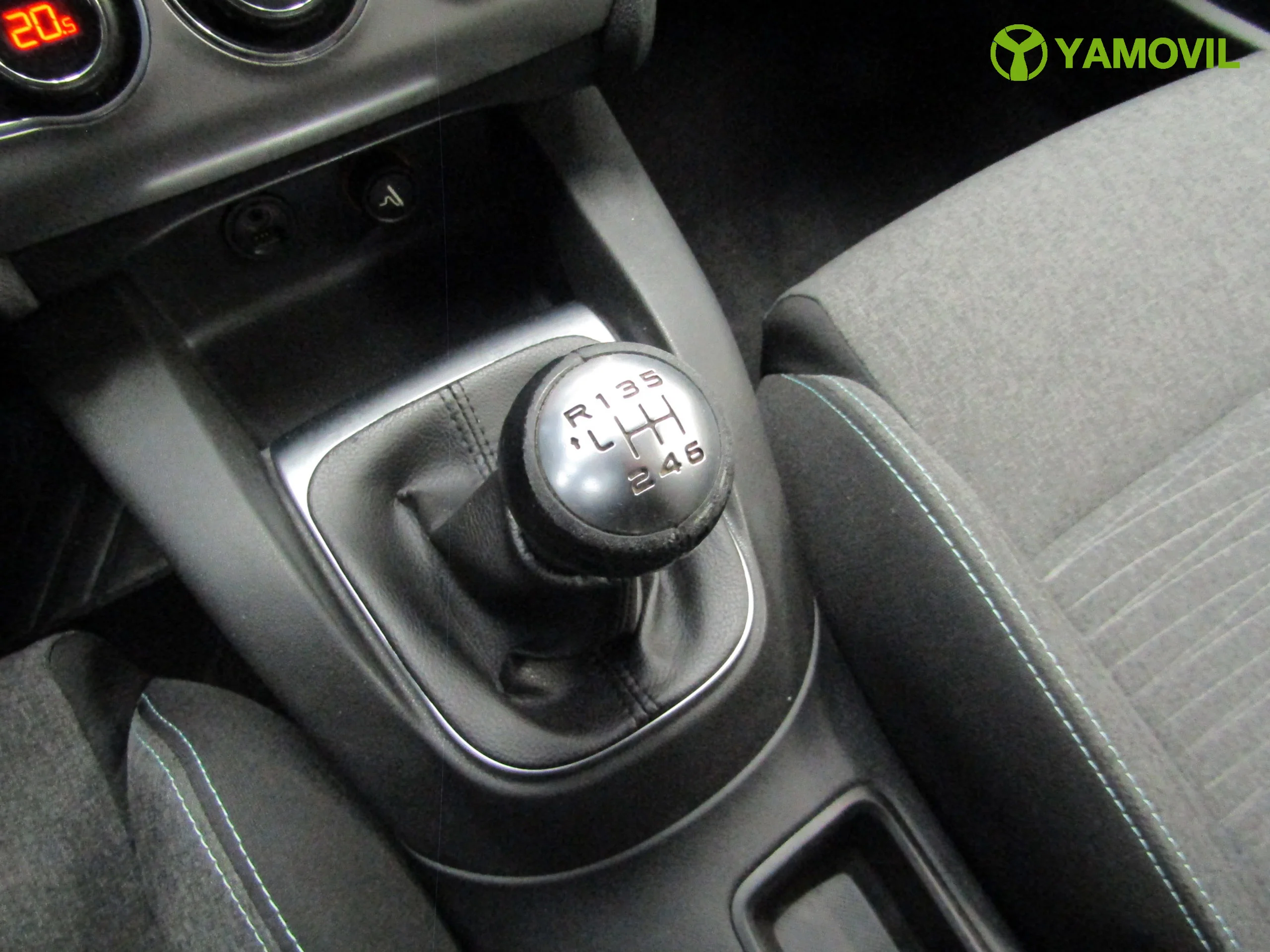 Citroen C4 1.2 PURETECH 130CV FEEL EDITION - Foto 33