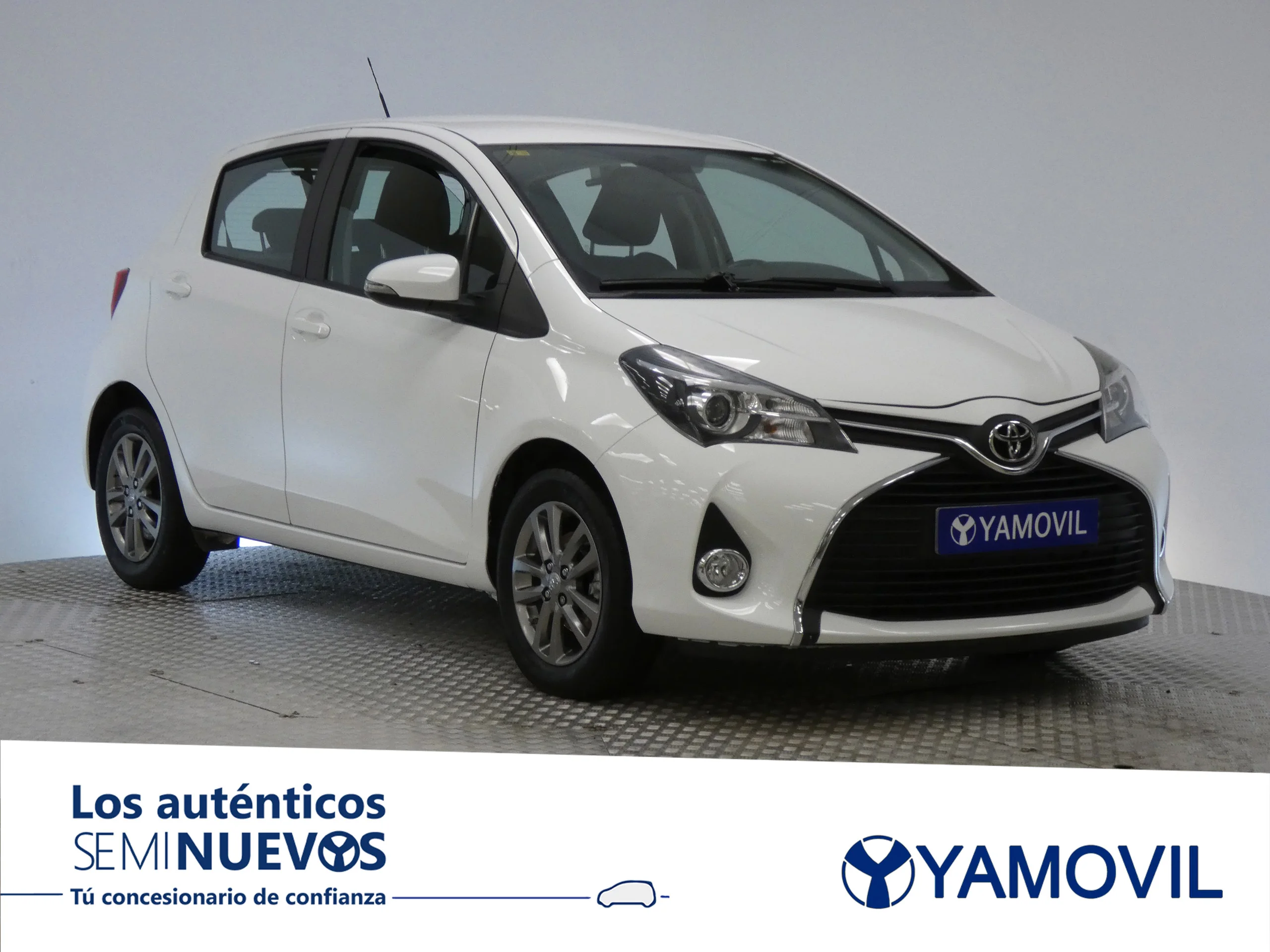 Toyota Yaris 1.3 ACTIVE - Foto 2
